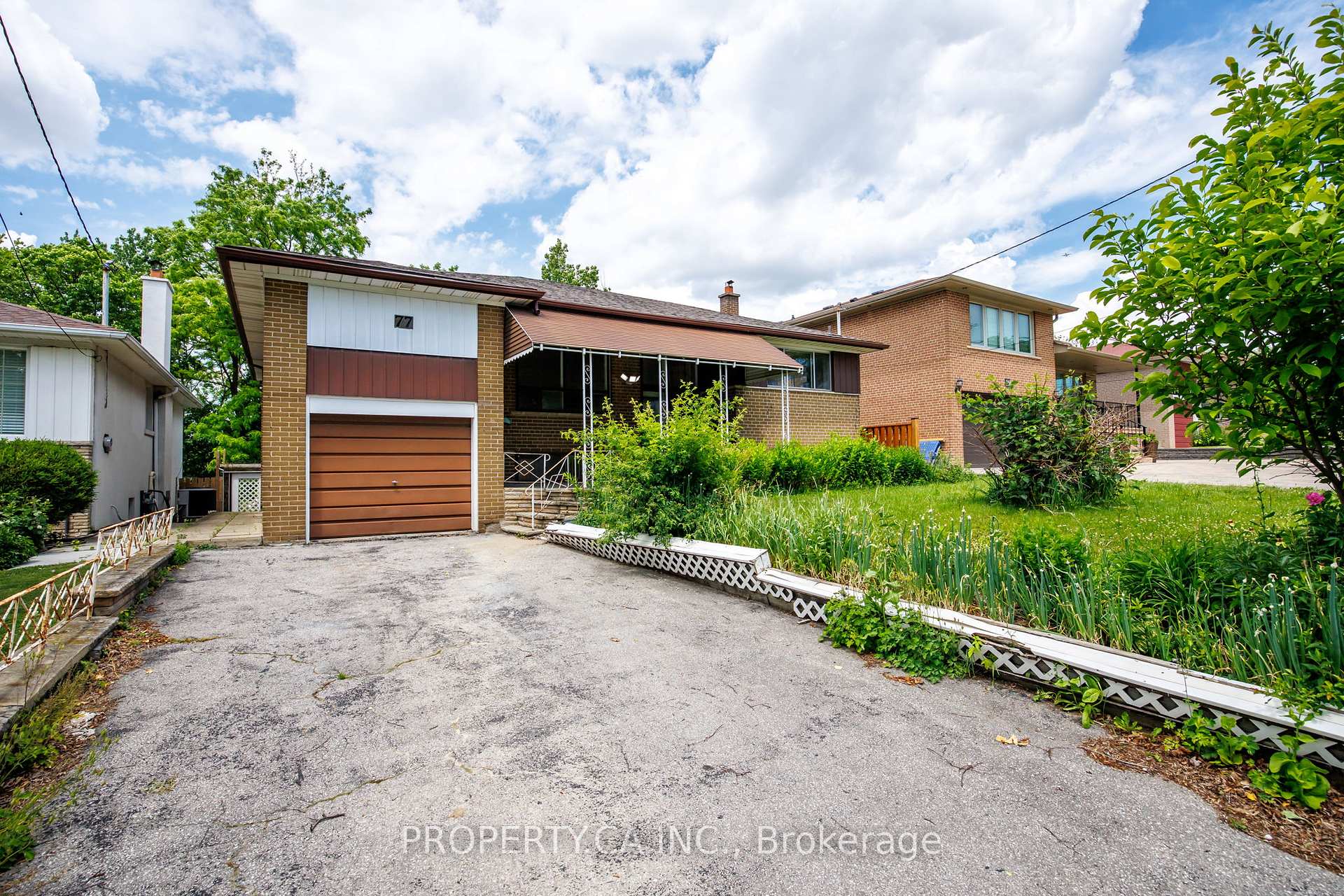 Photo 1 of 77 Troutbrooke Drive, North York, Downsview-Roding-CFB — HOMEH