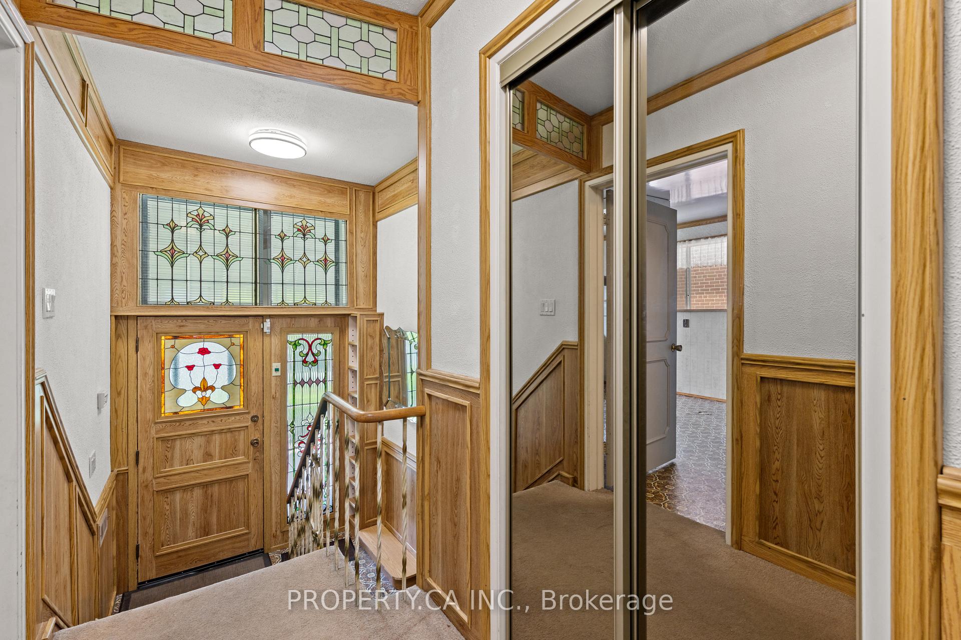 Photo 3 of 77 Troutbrooke Drive, North York, Downsview-Roding-CFB — HOMEH