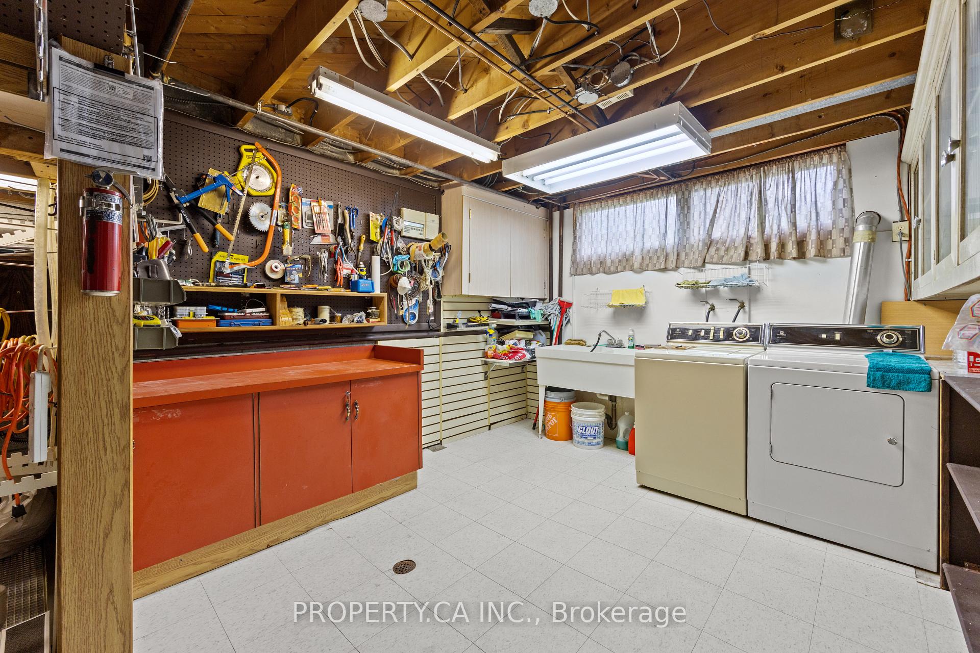 Photo 29 of 77 Troutbrooke Drive, North York, Downsview-Roding-CFB — HOMEH