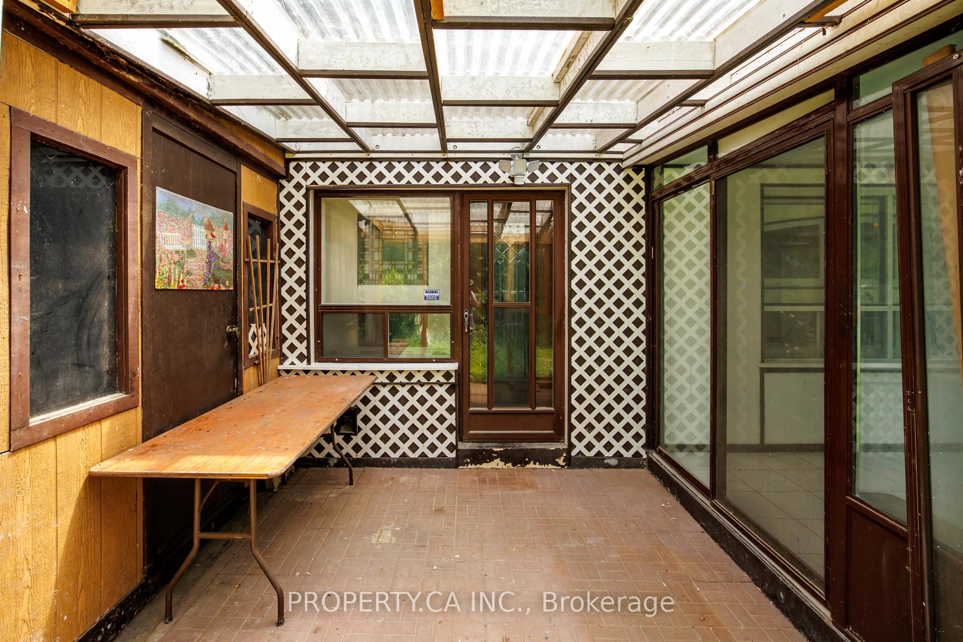 Photo 36 of 77 Troutbrooke Drive, North York, Downsview-Roding-CFB — HOMEH