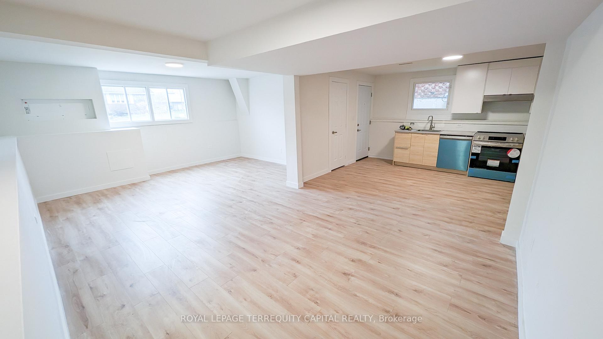 Photo 6 of Unit Lower, 34 Mcconkey Place, Barrie, Allandale Heights — HOMEH