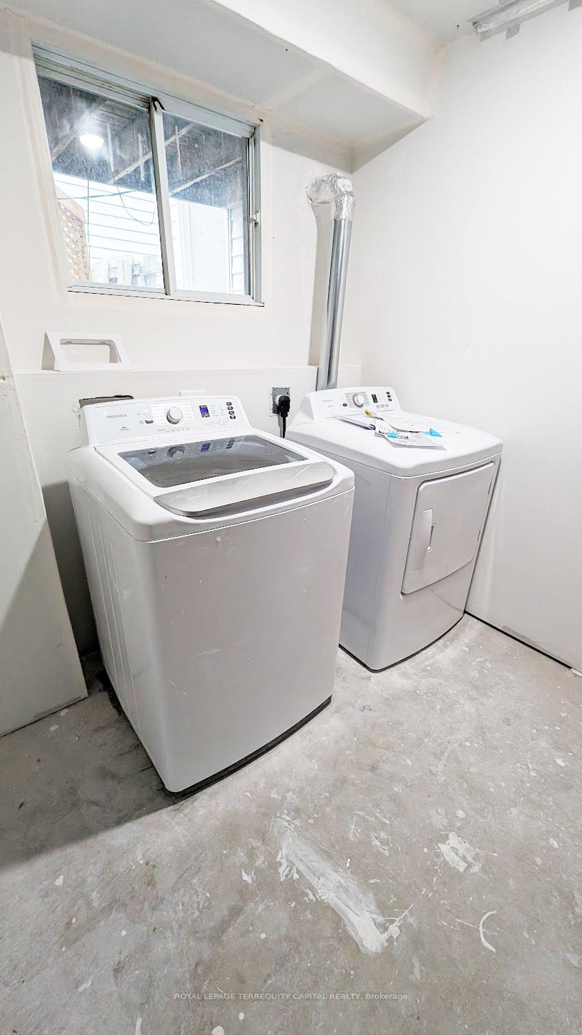 Photo 9 of Unit Lower, 34 Mcconkey Place, Barrie, Allandale Heights — HOMEH