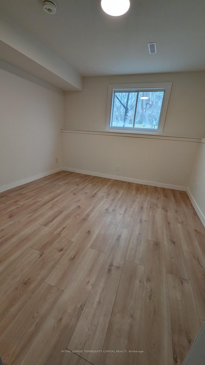 Photo 12 of Unit Lower, 34 Mcconkey Place, Barrie, Allandale Heights — HOMEH