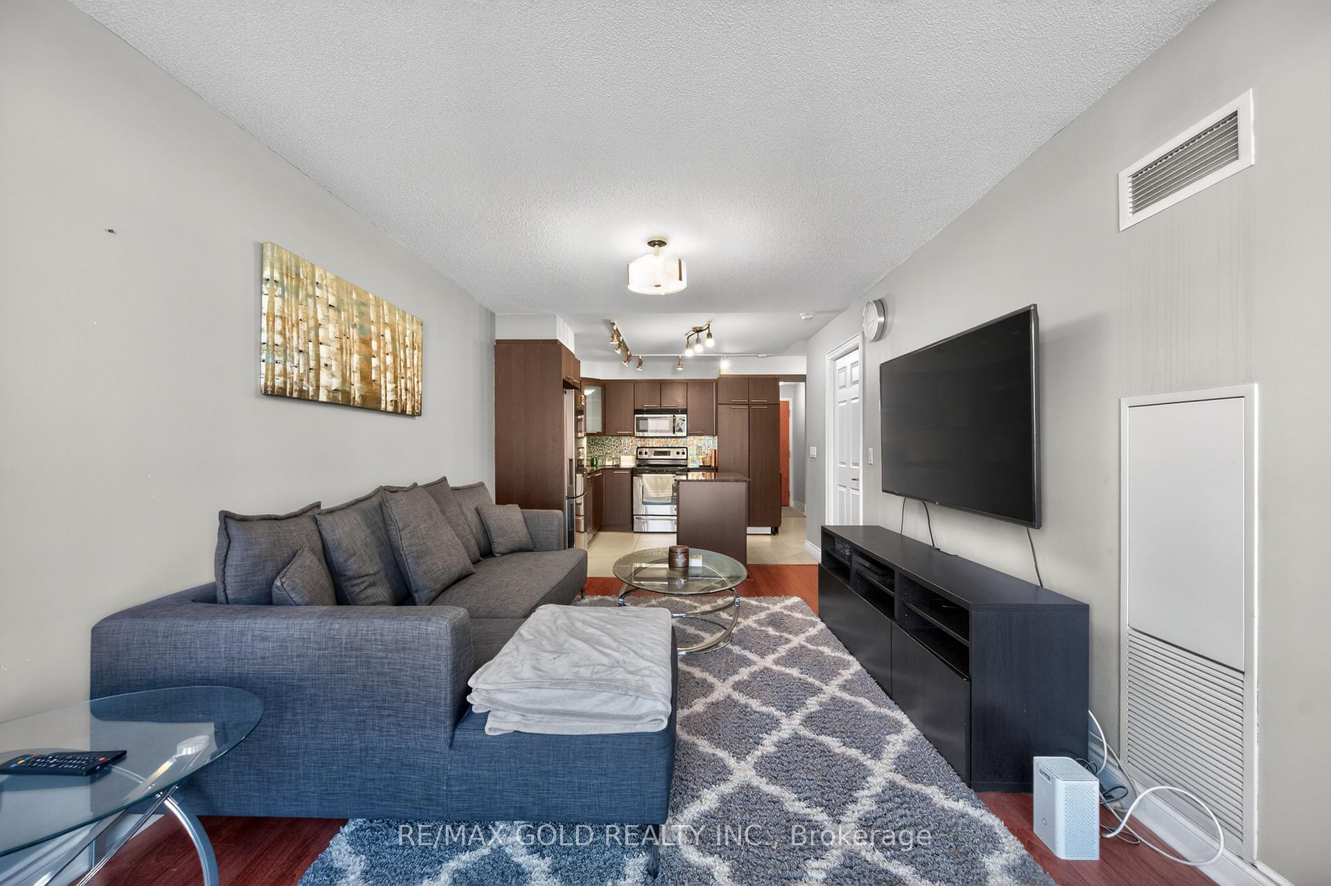 Photo 11 of Unit 319, 37 Galleria Parkway, Markham, Commerce Valley — HOMEH
