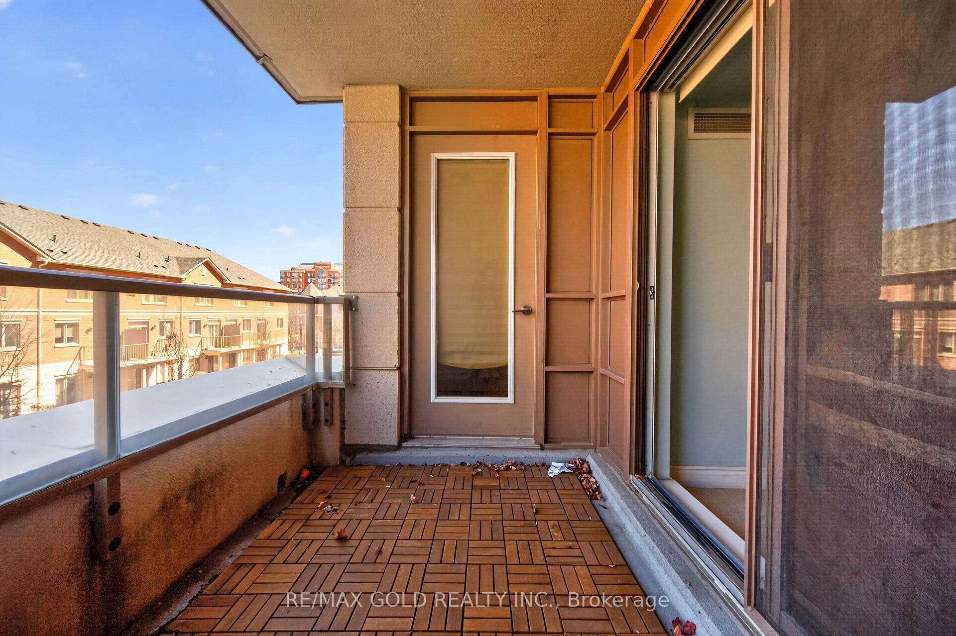 Photo 19 of Unit 319, 37 Galleria Parkway, Markham, Commerce Valley — HOMEH