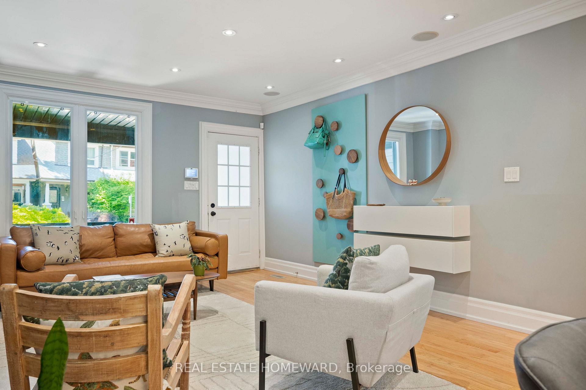 Photo 10 of 27 Mountalan Avenue, Toronto, Greenwood-Coxwell — HOMEH