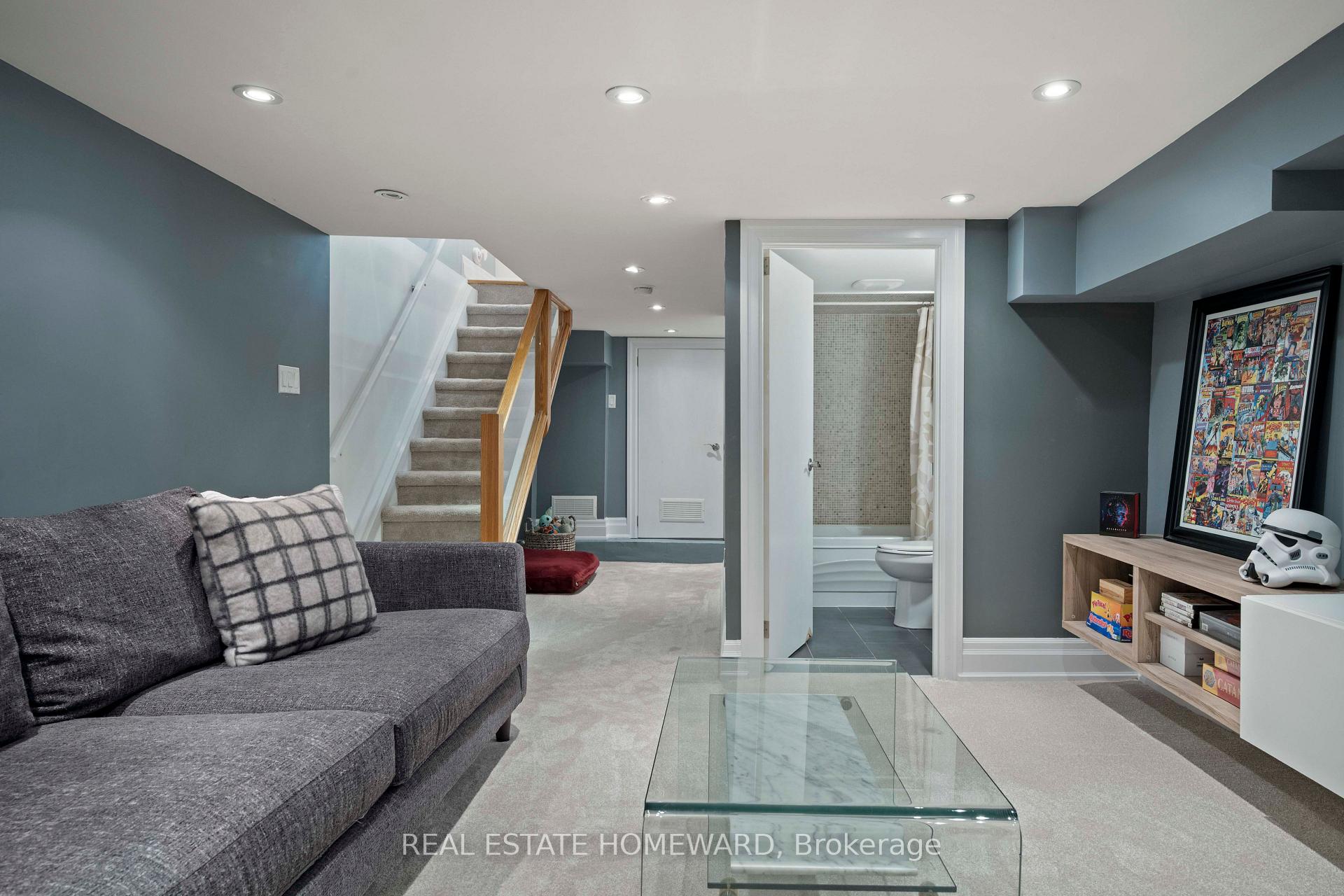 Photo 38 of 27 Mountalan Avenue, Toronto, Greenwood-Coxwell — HOMEH