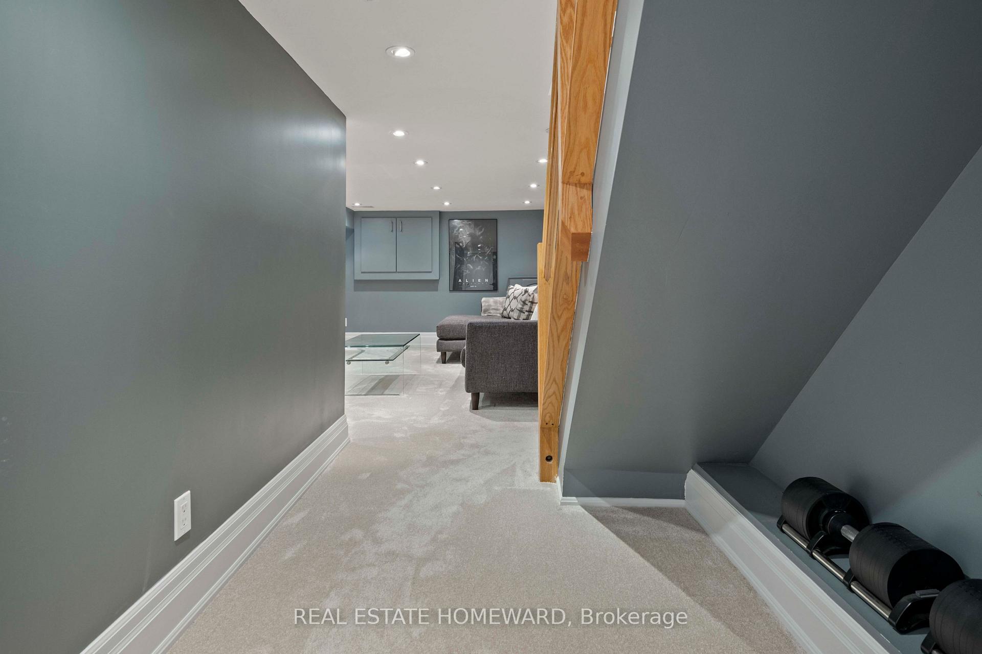 Photo 40 of 27 Mountalan Avenue, Toronto, Greenwood-Coxwell — HOMEH