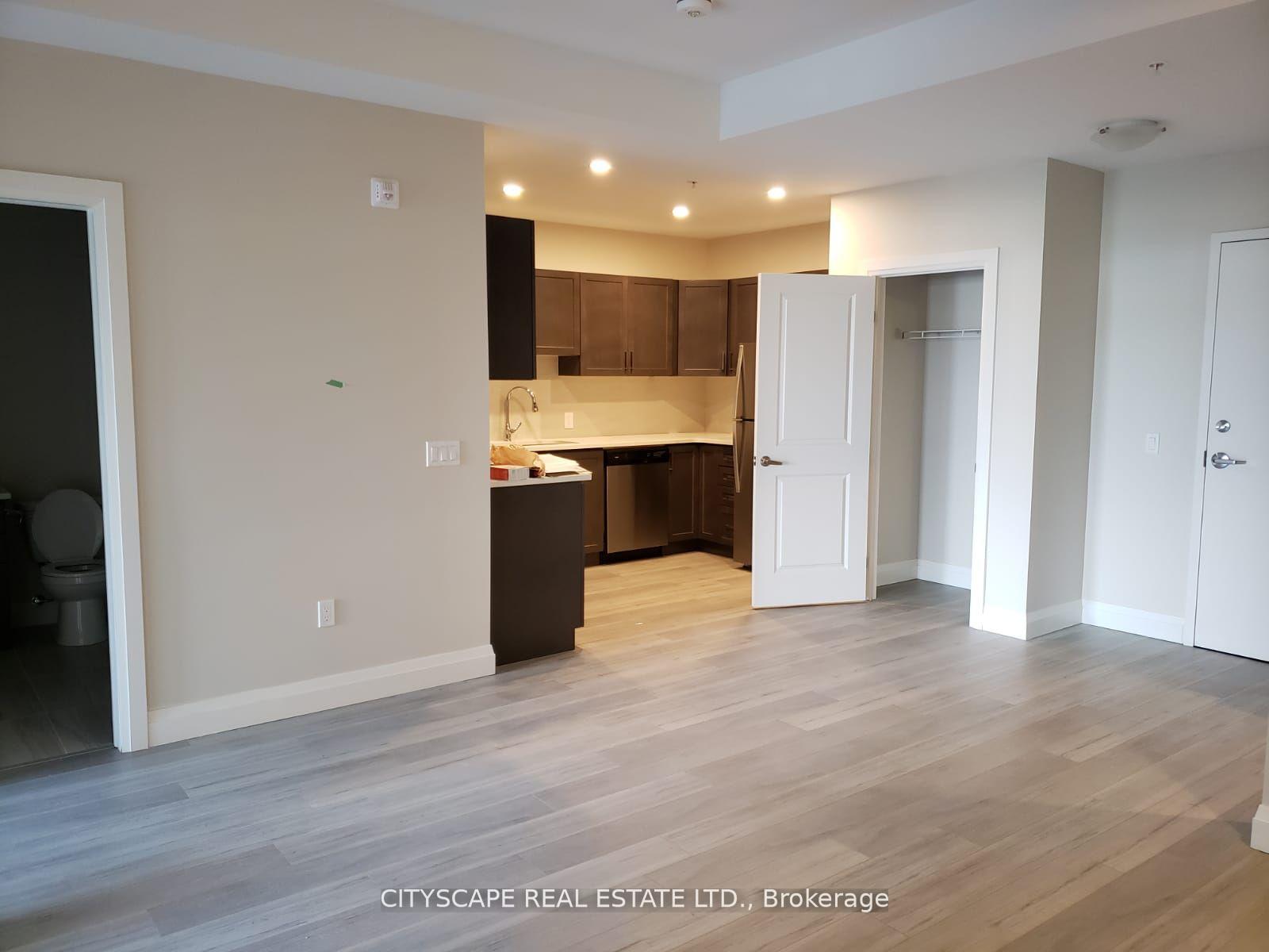 Photo 5 of Unit 313, 5 Wake Robin Drive, Kitchener, Larentian West — HOMEH