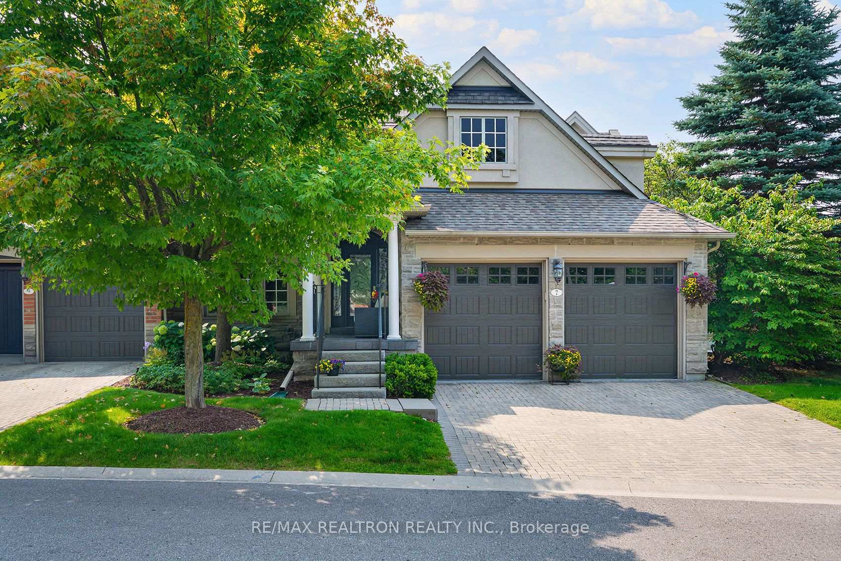 Photo 1 of 7 Wilton Trail, Aurora, Aurora Estates — HOMEH