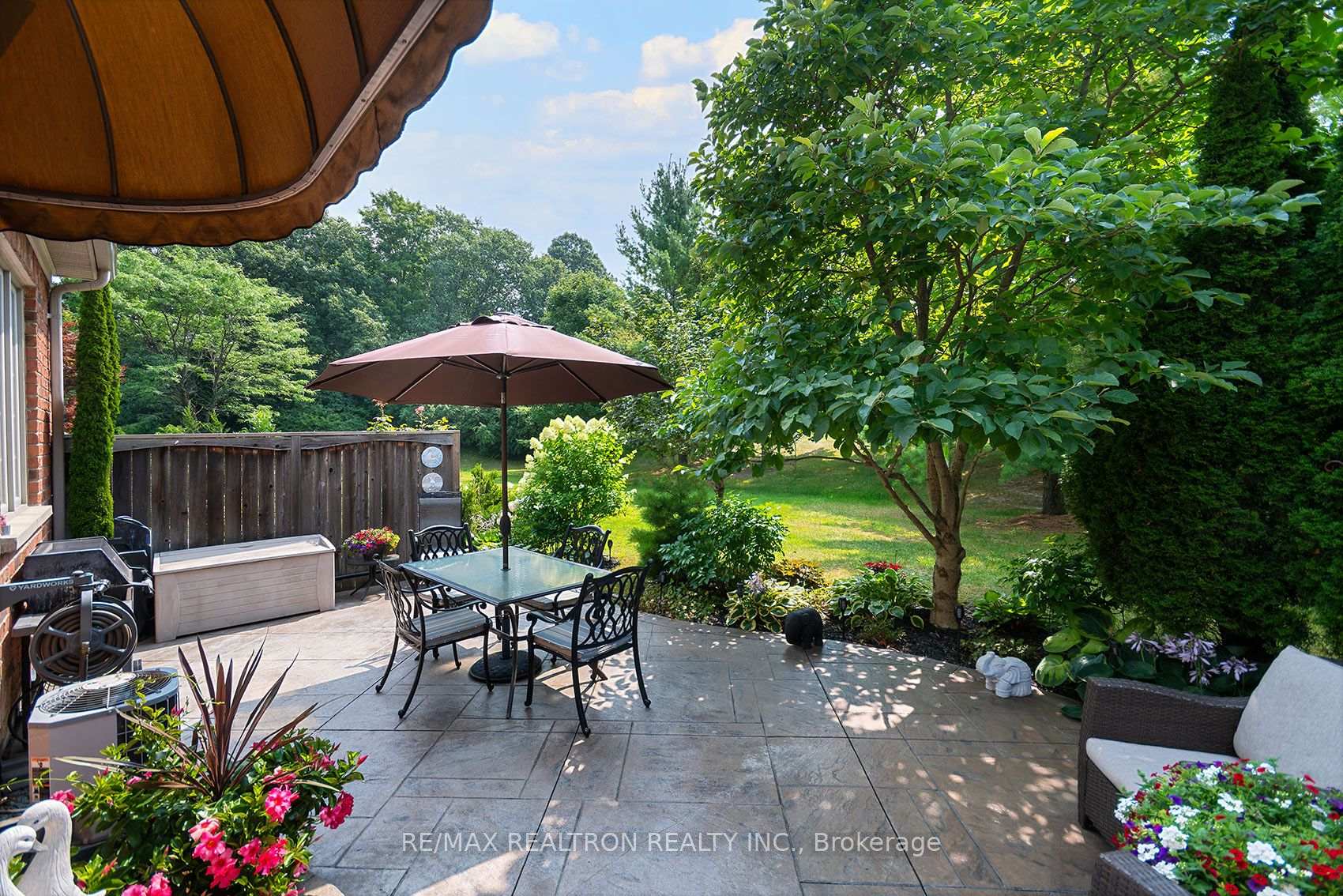 Photo 5 of 7 Wilton Trail, Aurora, Aurora Estates — HOMEH