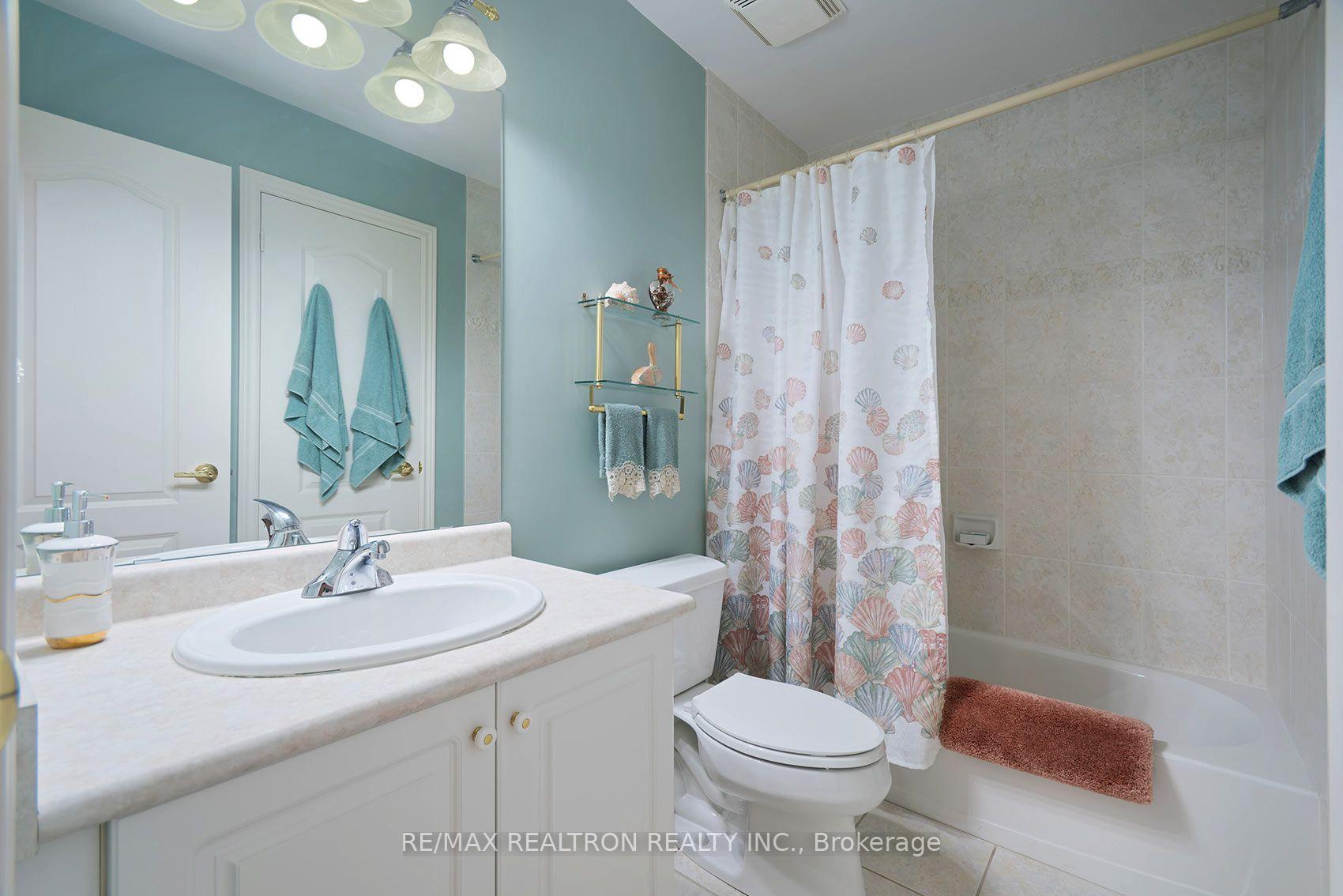 Photo 34 of 7 Wilton Trail, Aurora, Aurora Estates — HOMEH