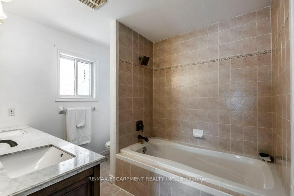 Photo 26 of 62 Spadara Drive, Hamilton, Falkirk — HOMEH