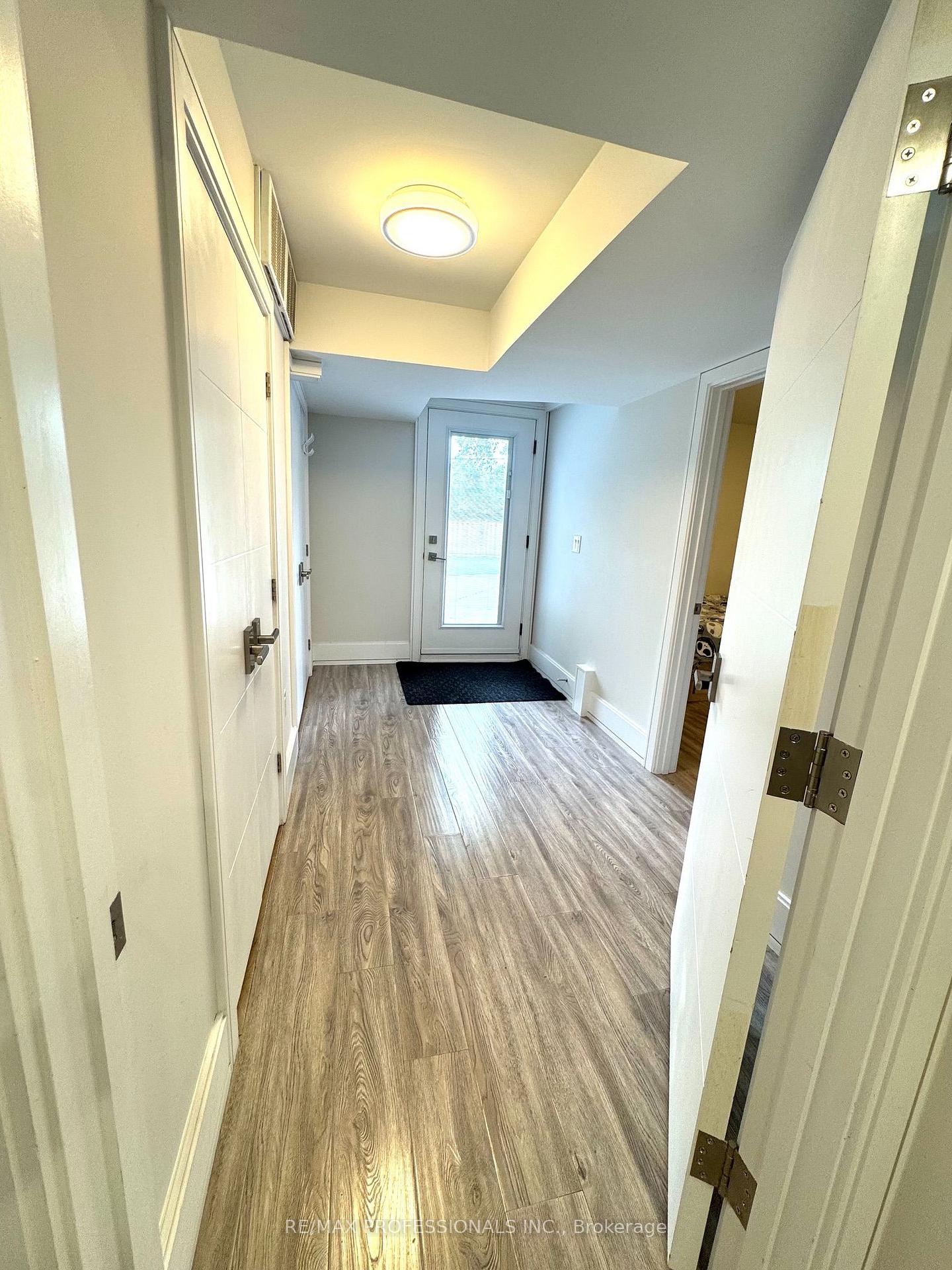 Photo 2 of Unit BSMT, 36 Mitre Place, Etobicoke, Kingsview Village-The Westway — HOMEH