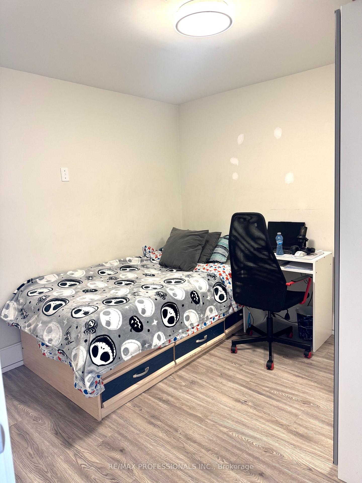Photo 8 of Unit BSMT, 36 Mitre Place, Etobicoke, Kingsview Village-The Westway — HOMEH