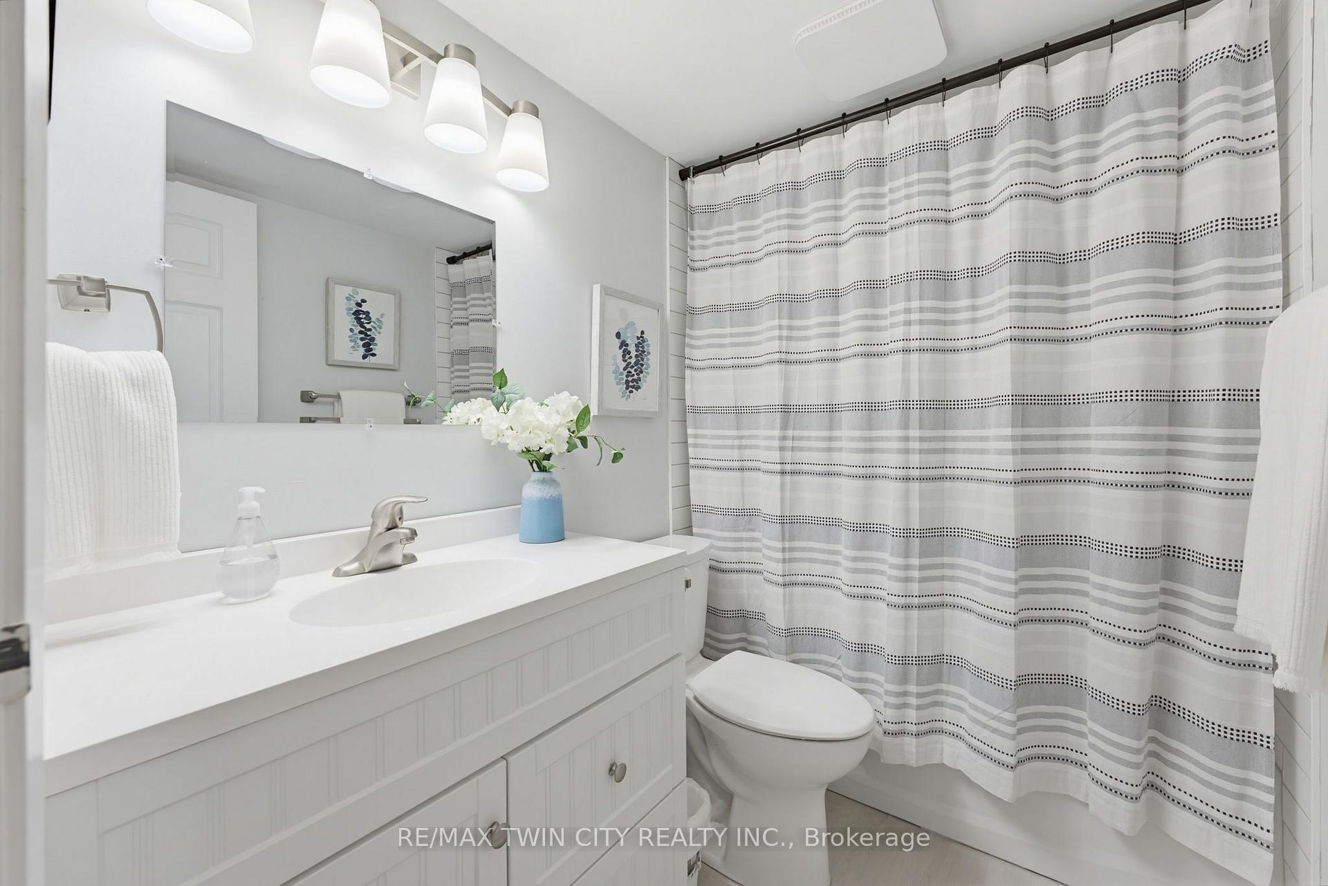 Photo 12 of Unit 203, 23 Main Street, Hamilton, Dundas — HOMEH
