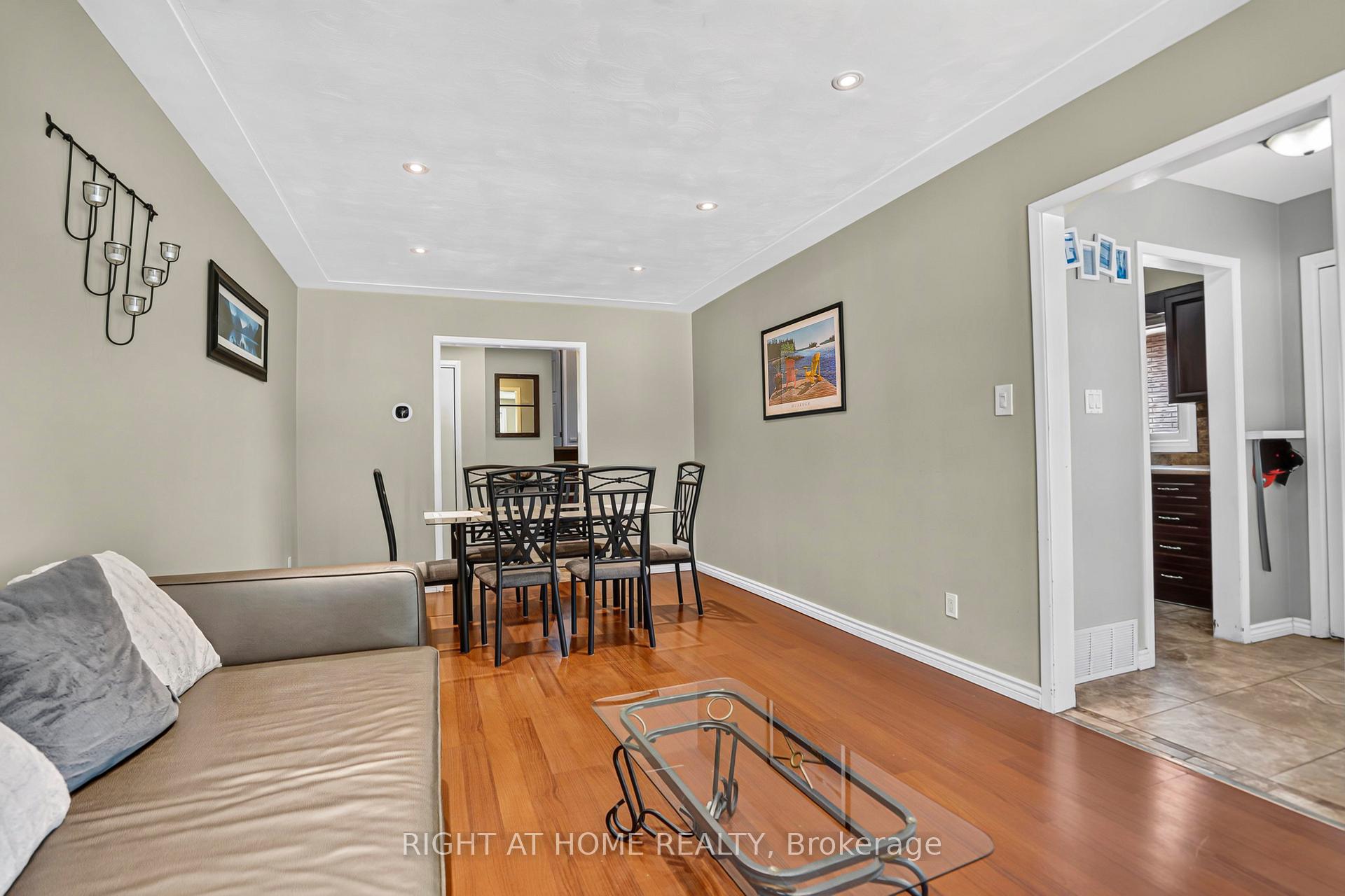 Photo 8 of 234 Thunderbird Drive, Cambridge, Greenway-Chaplin — HOMEH