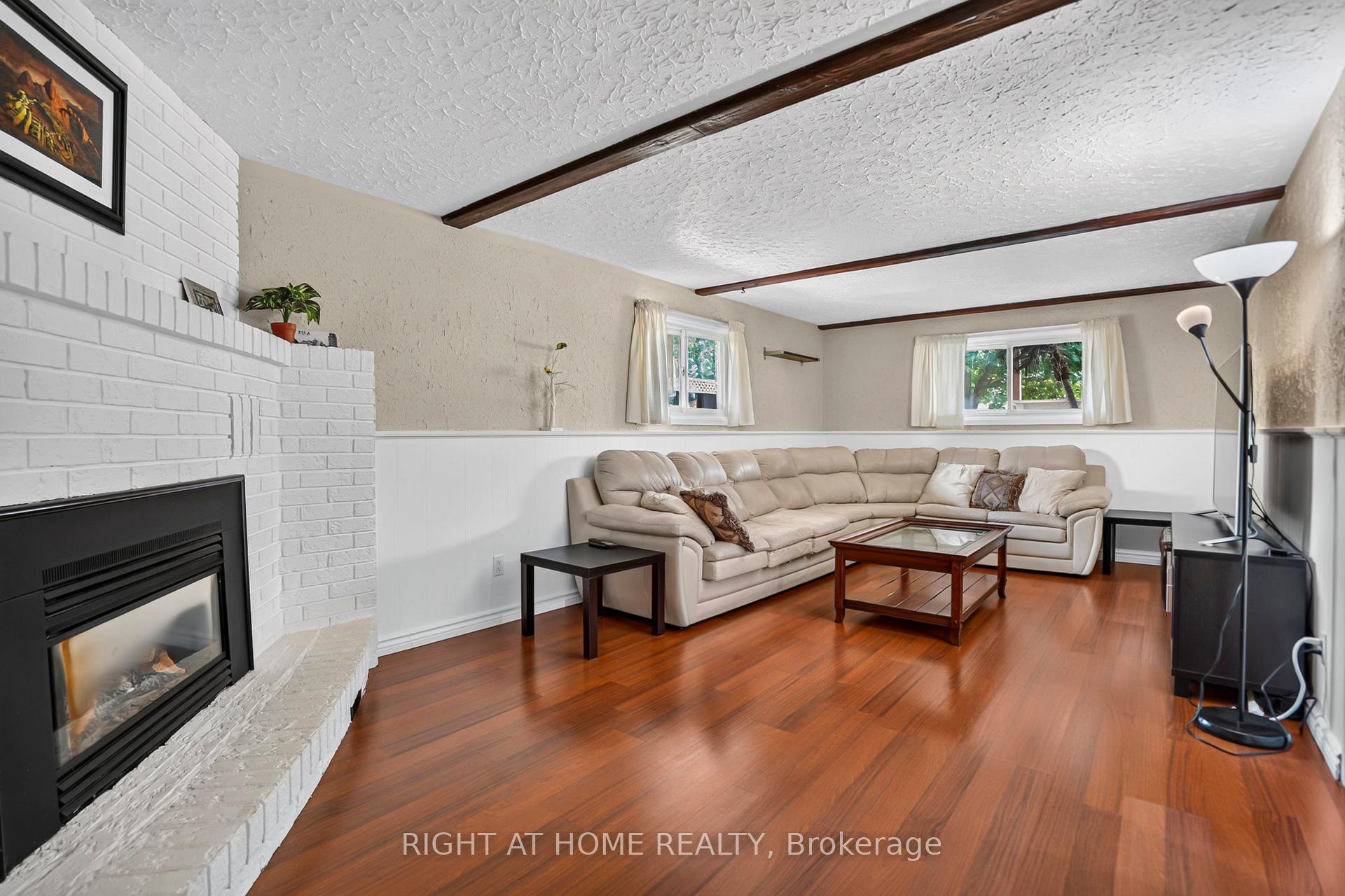 Photo 24 of 234 Thunderbird Drive, Cambridge, Greenway-Chaplin — HOMEH