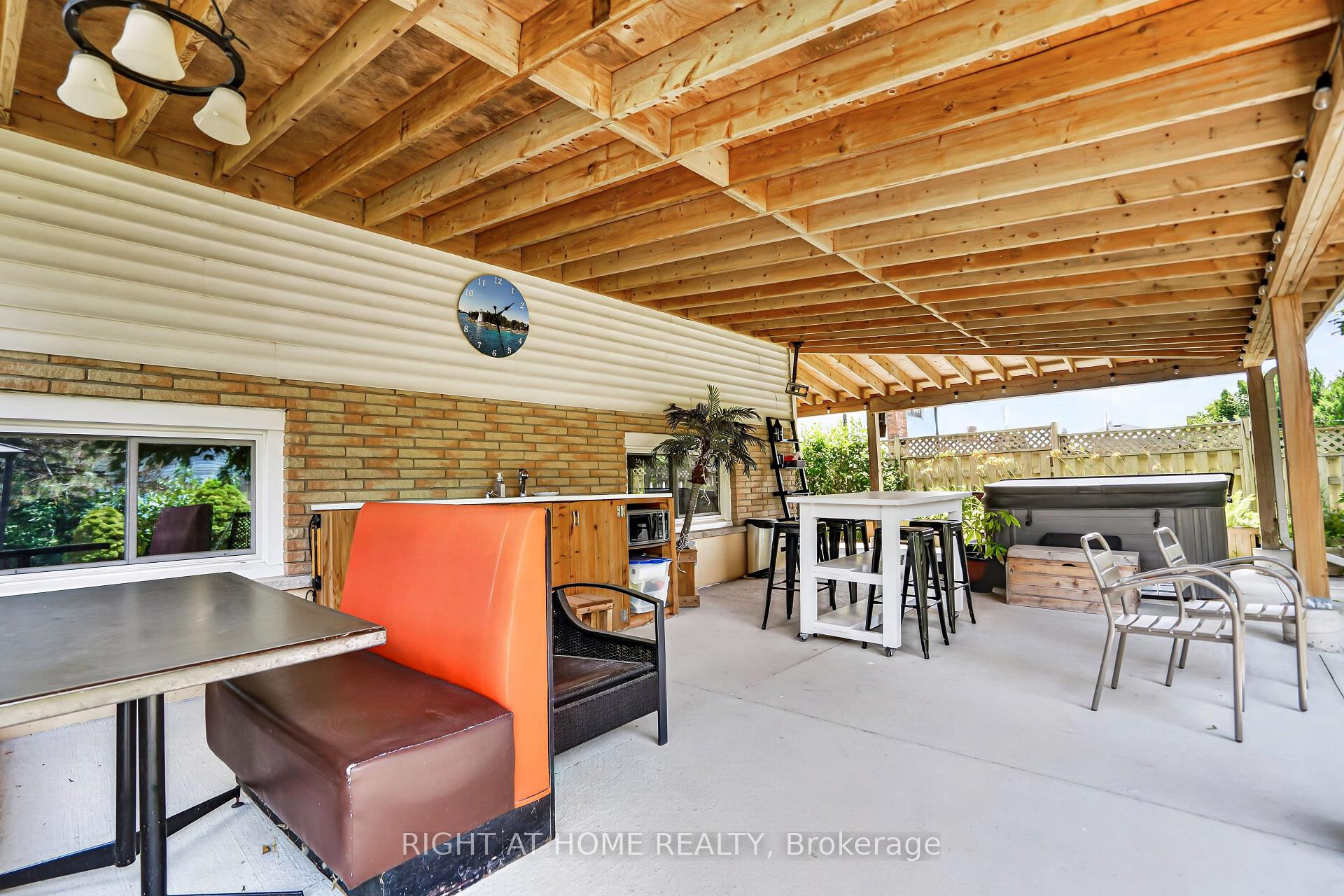 Photo 32 of 234 Thunderbird Drive, Cambridge, Greenway-Chaplin — HOMEH