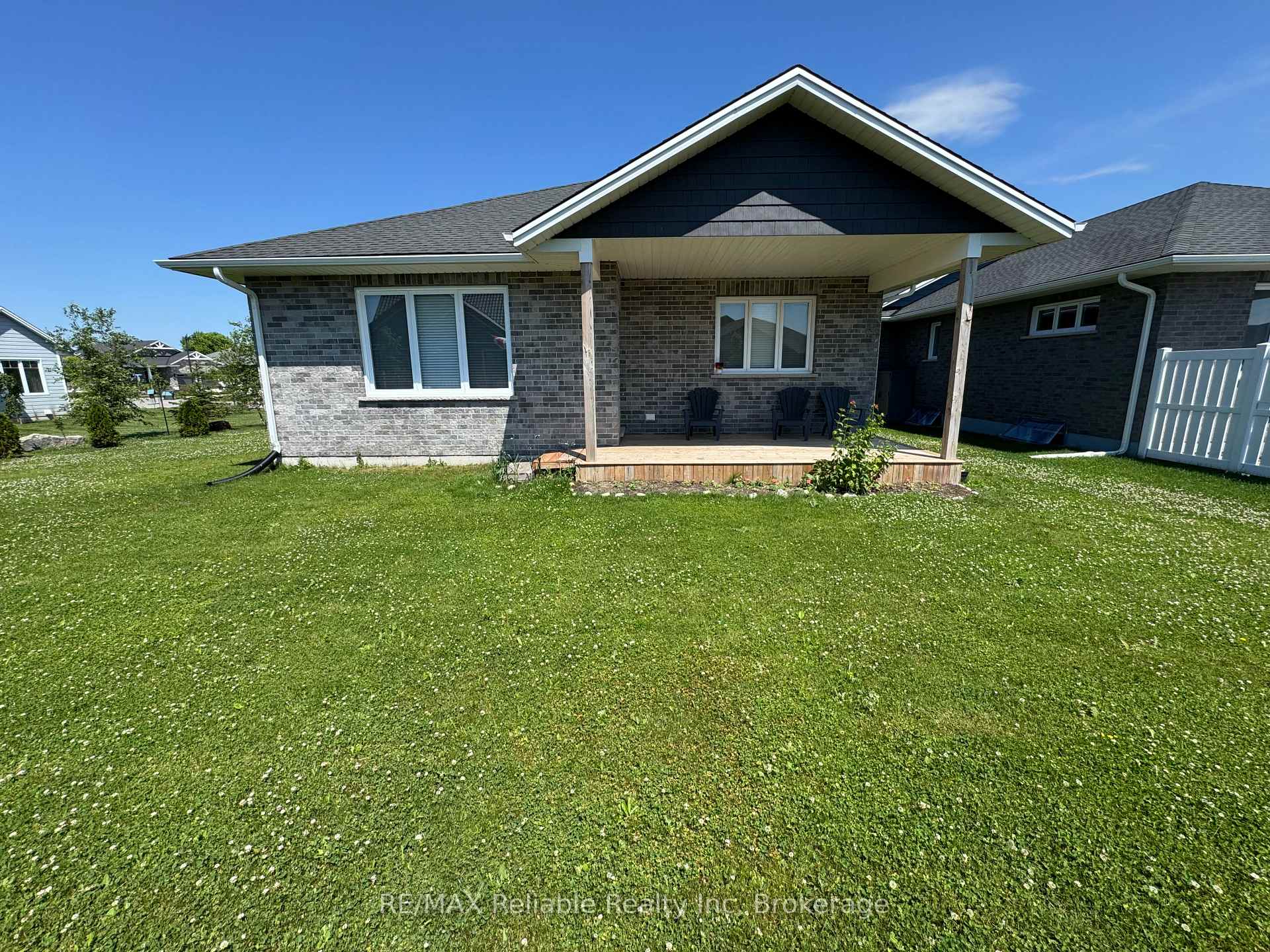 Photo 12 of 454 Warren Street, Goderich, Goderich (Town) — HOMEH