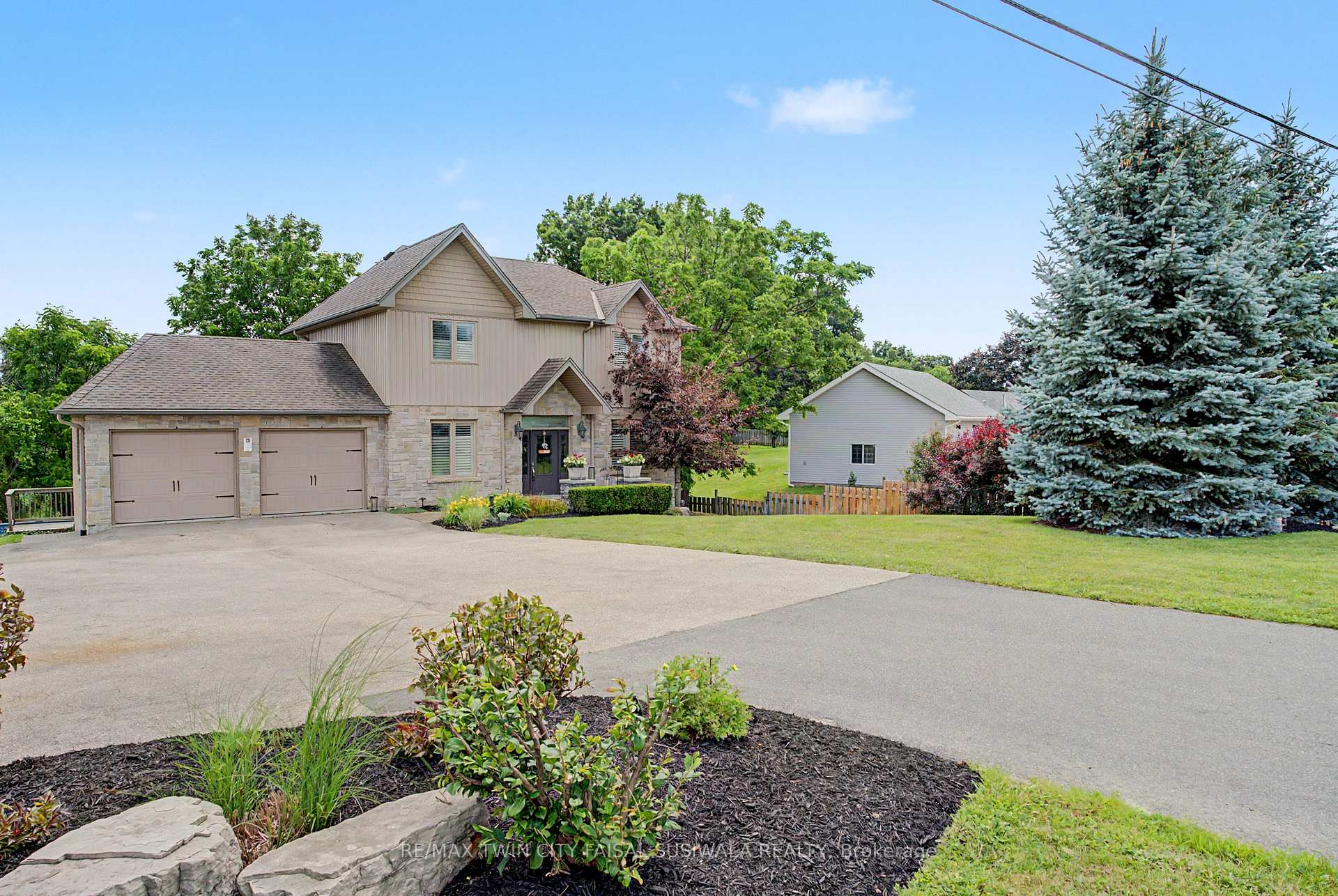 Photo 5 of 24 Brant Road, Brant, Paris — HOMEH