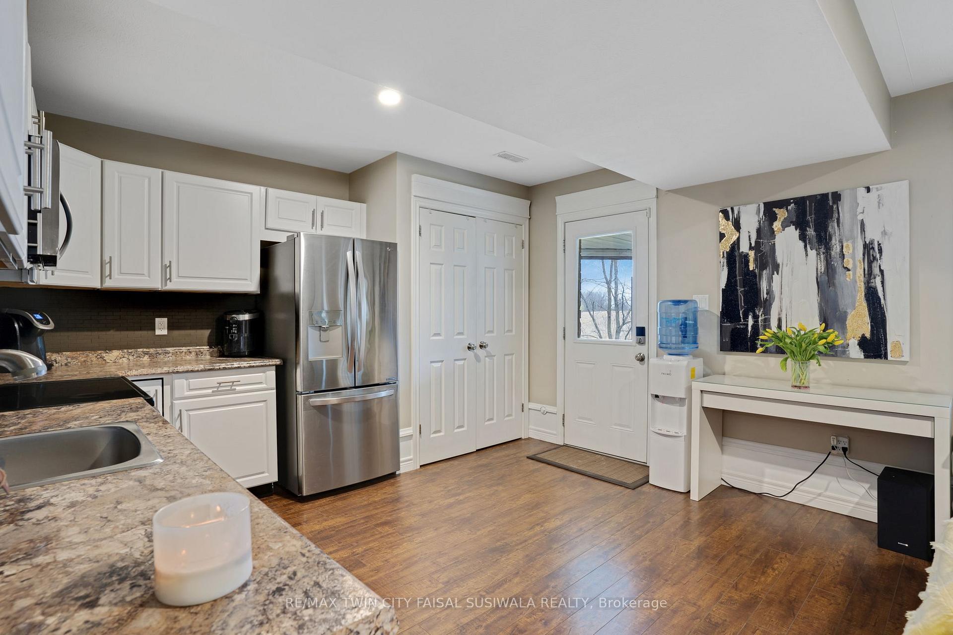 Photo 86 of 24 Brant Road, Brant, Paris — HOMEH