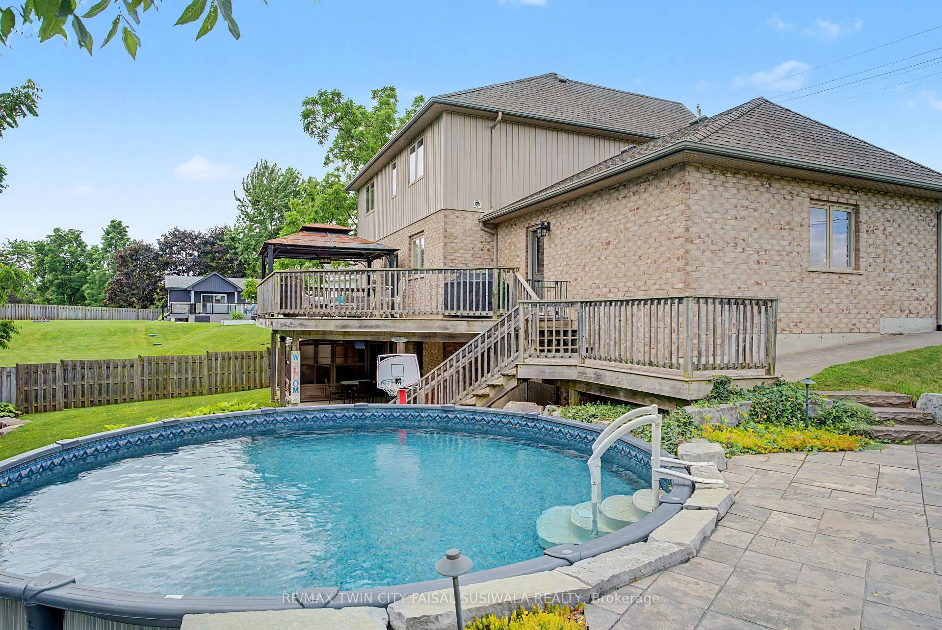Photo 10 of 24 Brant Road, Brant, Paris — HOMEH