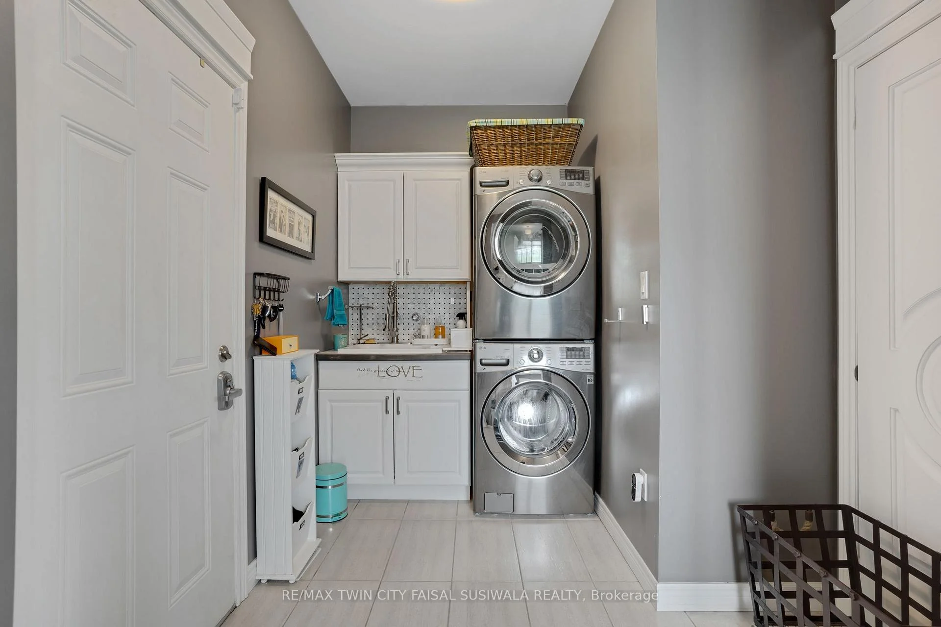 Photo 50 of 24 Brant Road, Brant, Paris — HOMEH