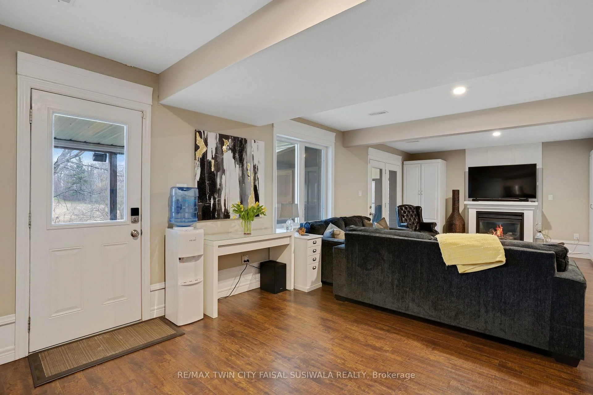 Photo 85 of 24 Brant Road, Brant, Paris — HOMEH