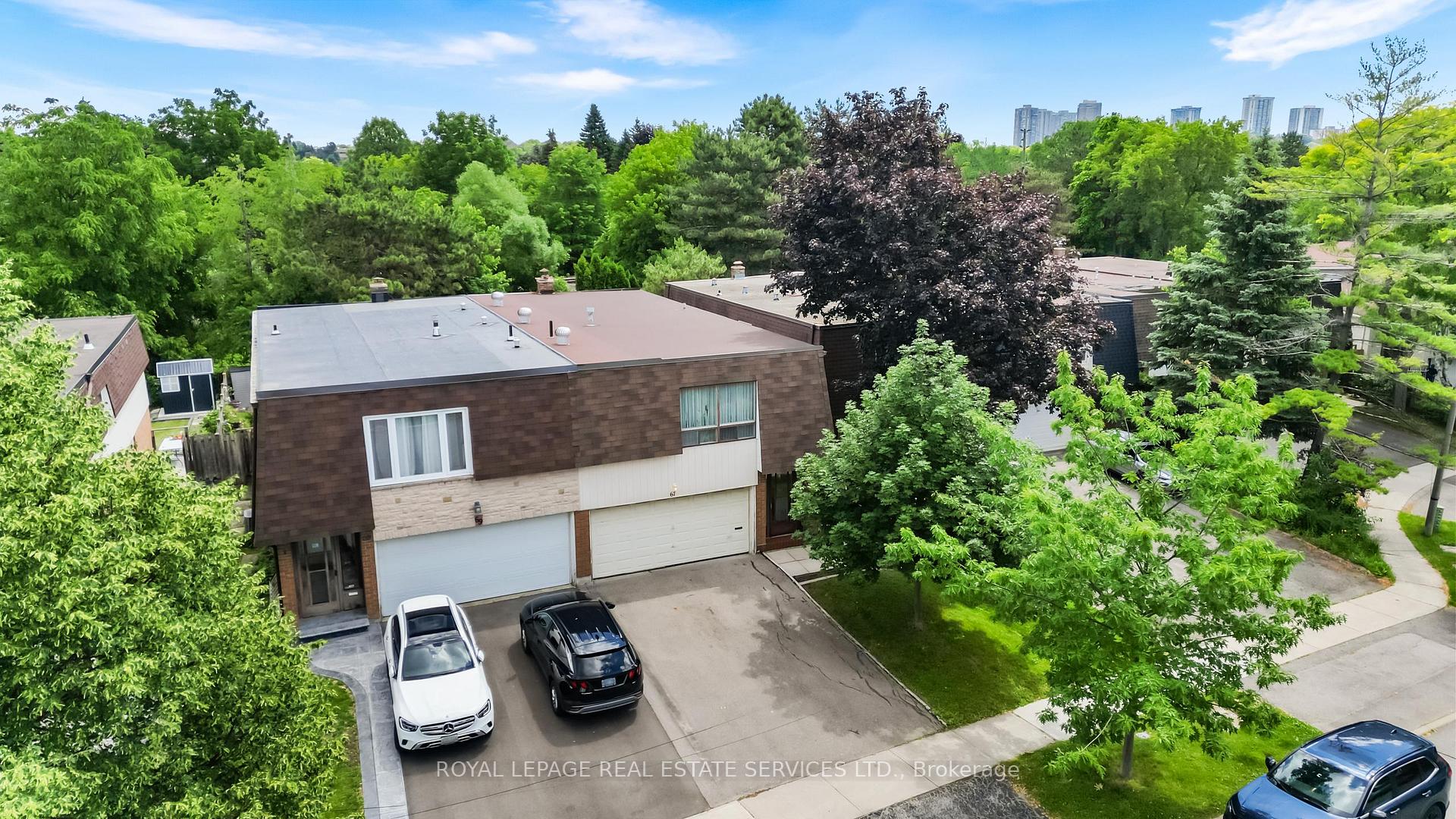 Photo 2 of 67 Mintwood Drive, North York, Bayview Woods-Steeles — HOMEH