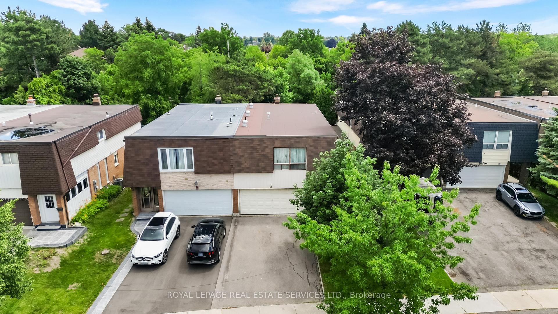 Photo 3 of 67 Mintwood Drive, North York, Bayview Woods-Steeles — HOMEH