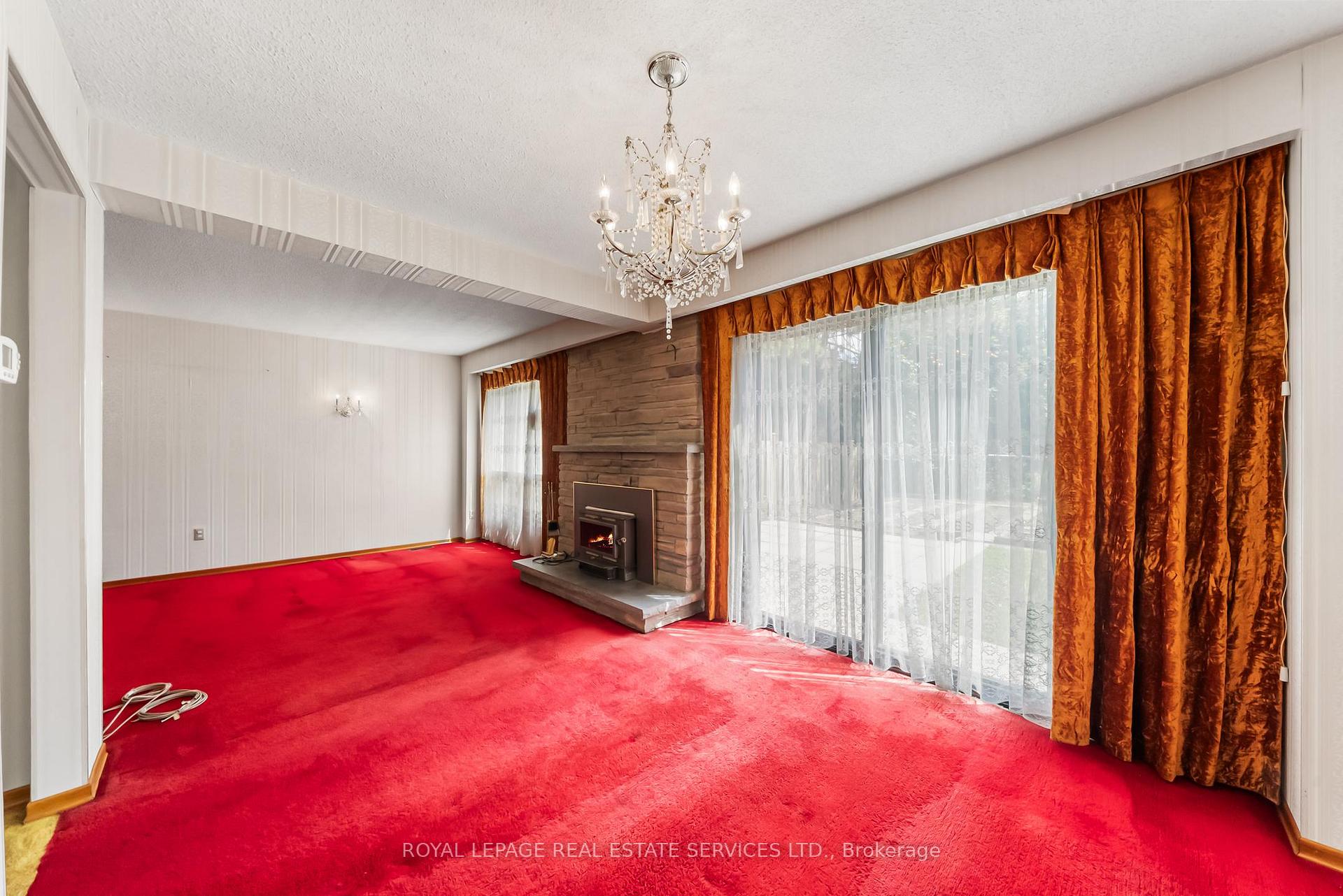 Photo 11 of 67 Mintwood Drive, North York, Bayview Woods-Steeles — HOMEH