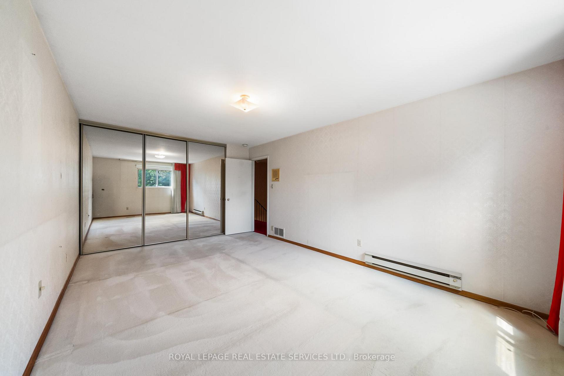 Photo 19 of 67 Mintwood Drive, North York, Bayview Woods-Steeles — HOMEH