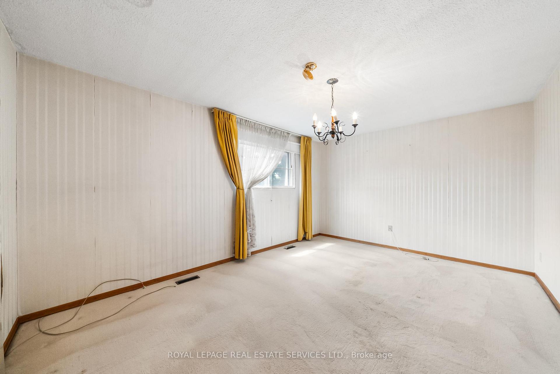Photo 20 of 67 Mintwood Drive, North York, Bayview Woods-Steeles — HOMEH