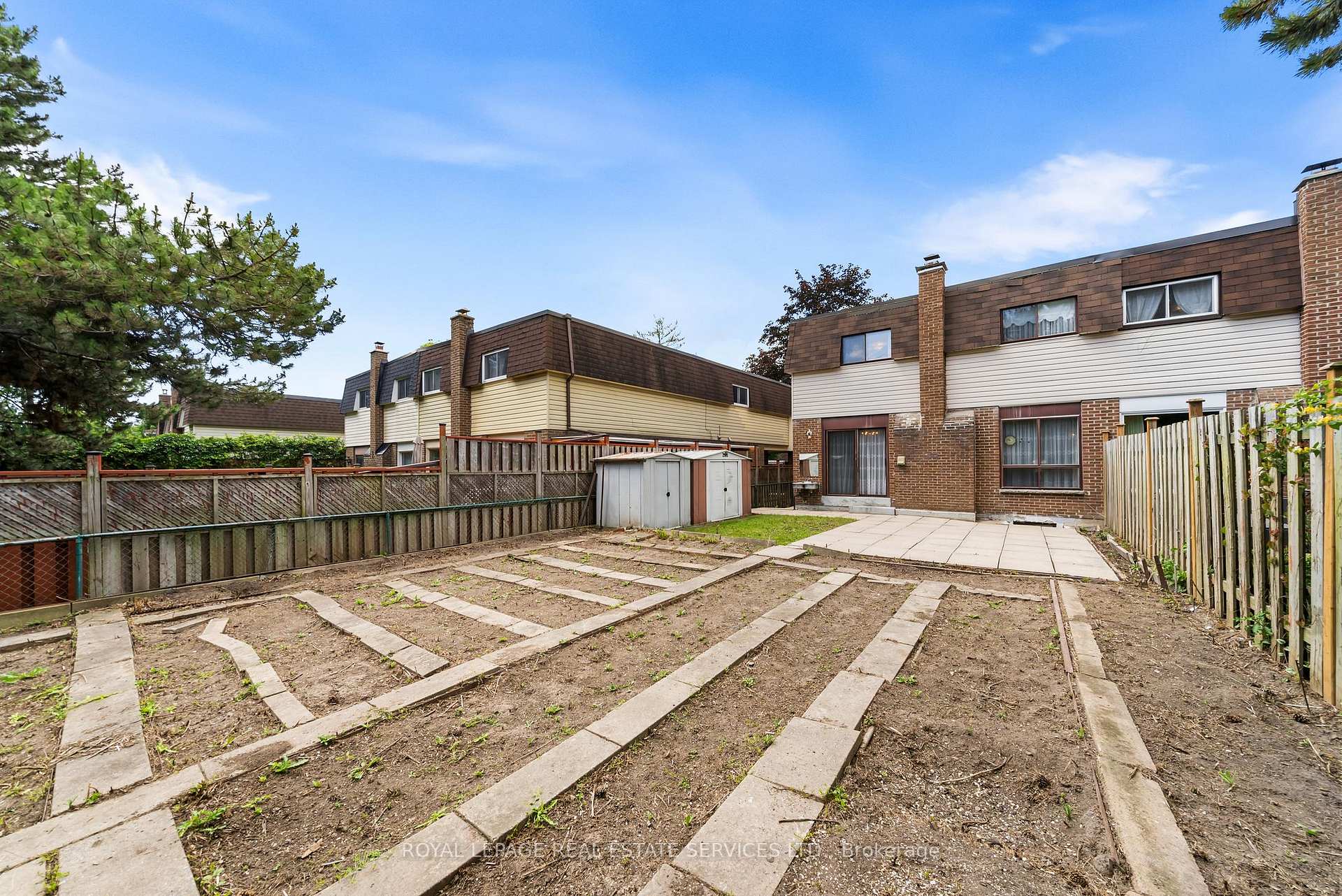 Photo 34 of 67 Mintwood Drive, North York, Bayview Woods-Steeles — HOMEH