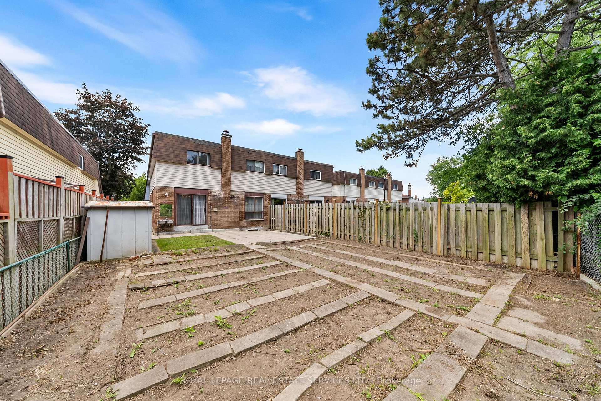 Photo 35 of 67 Mintwood Drive, North York, Bayview Woods-Steeles — HOMEH
