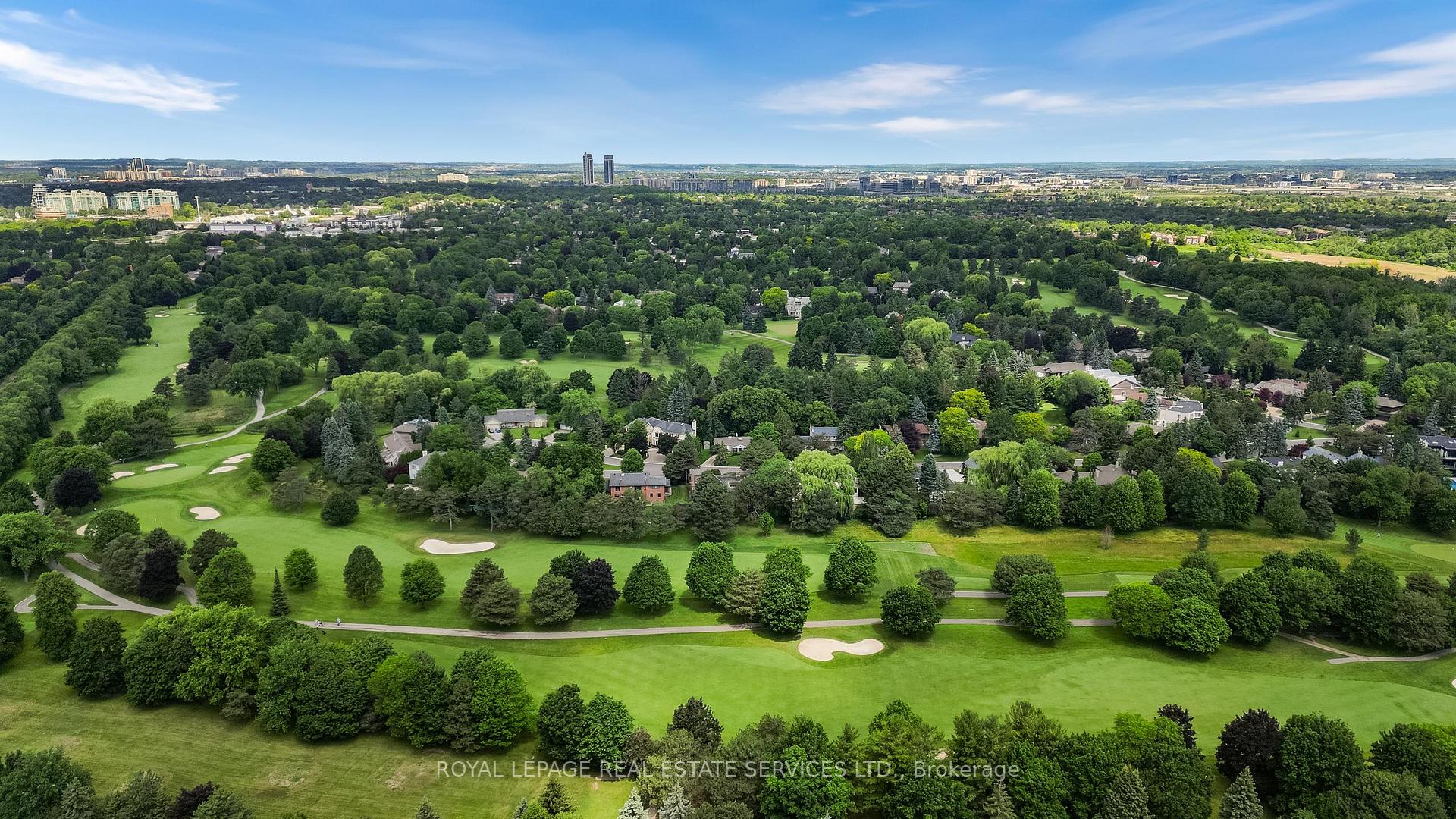 Photo 44 of 67 Mintwood Drive, North York, Bayview Woods-Steeles — HOMEH