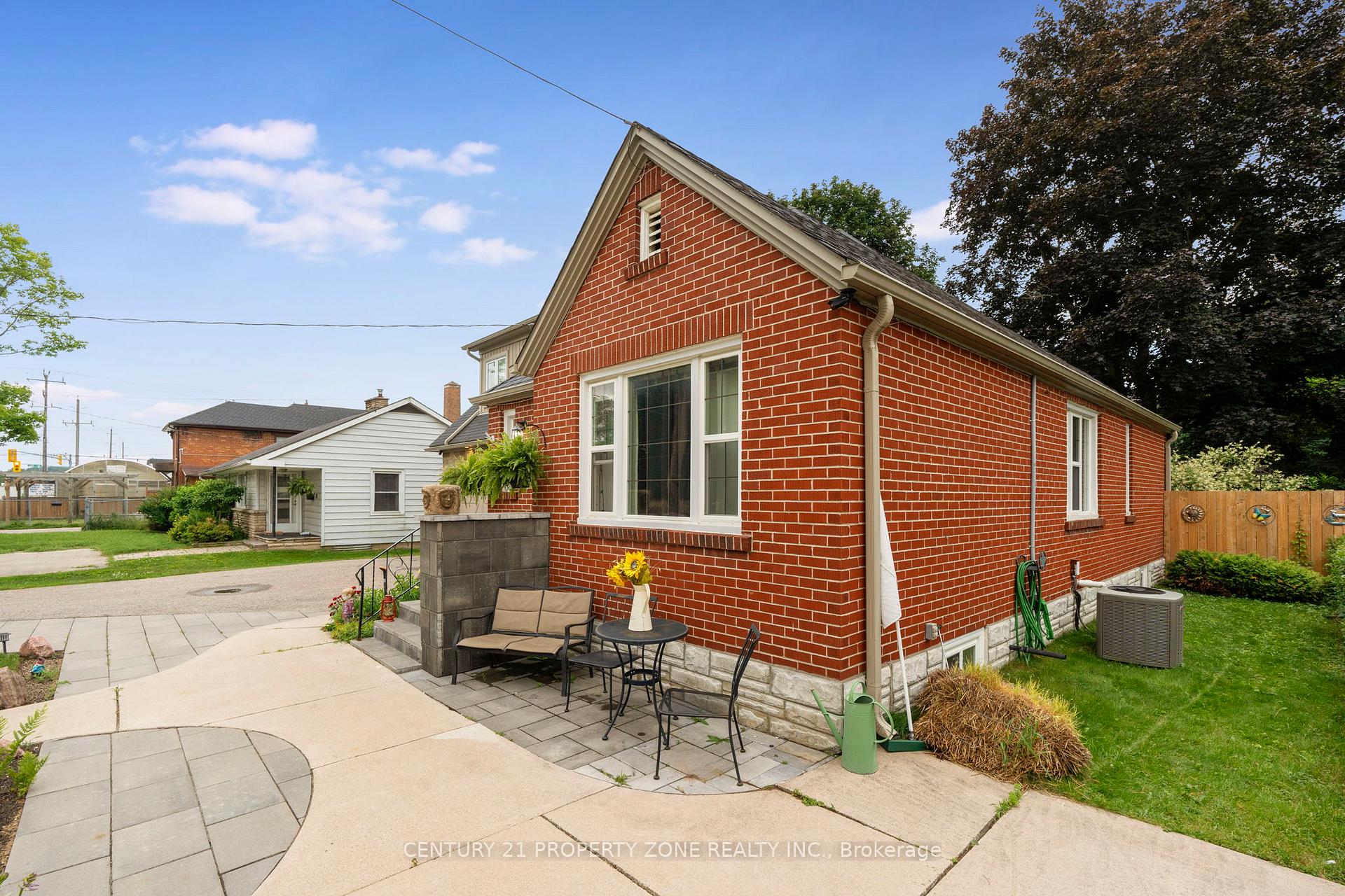 Photo 32 of 74 John Street, Orangeville — HOMEH