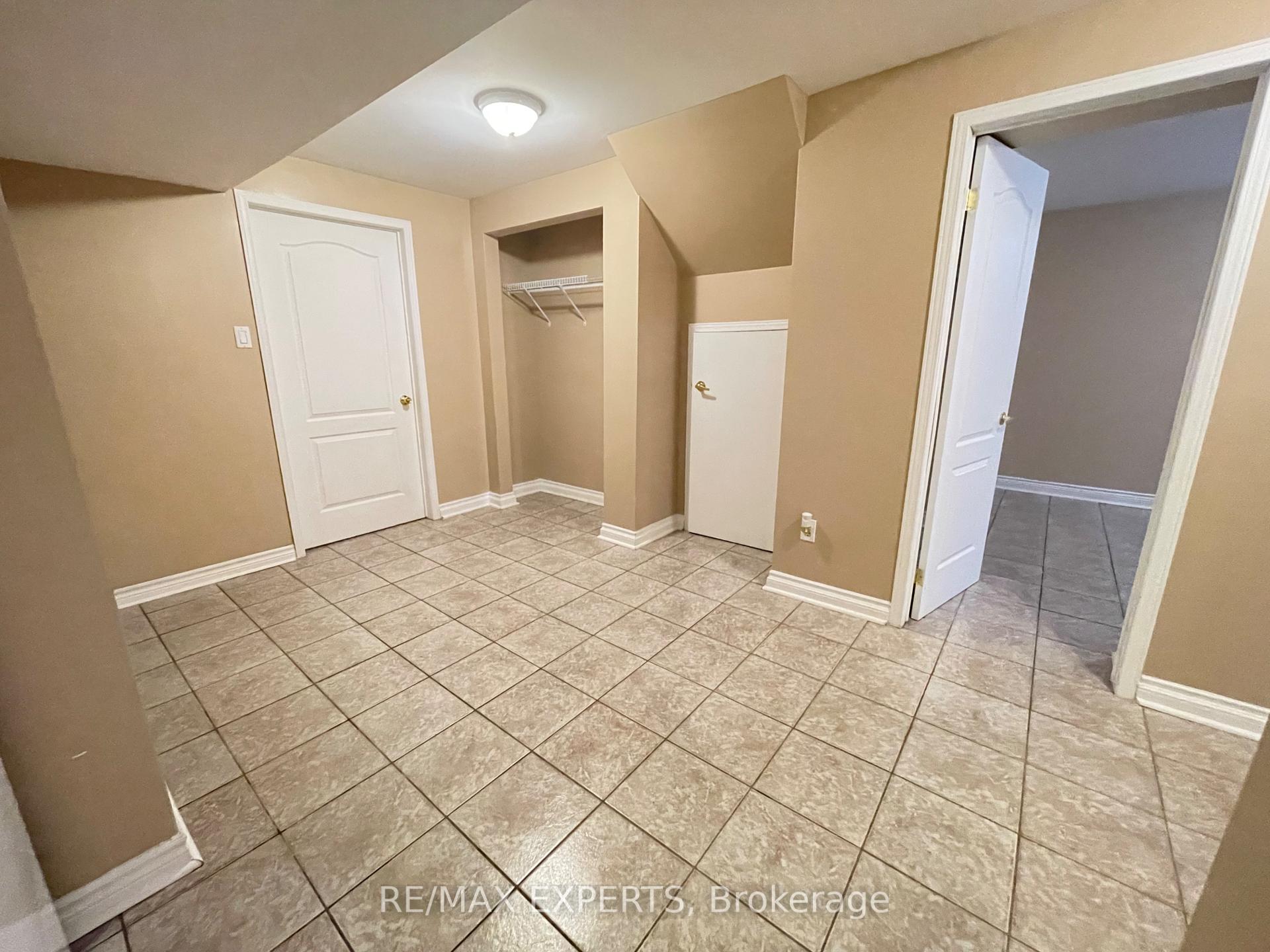 Photo 8 of Unit BSMT, 176 Kingsview Drive, Vaughan, Vellore Village — HOMEH