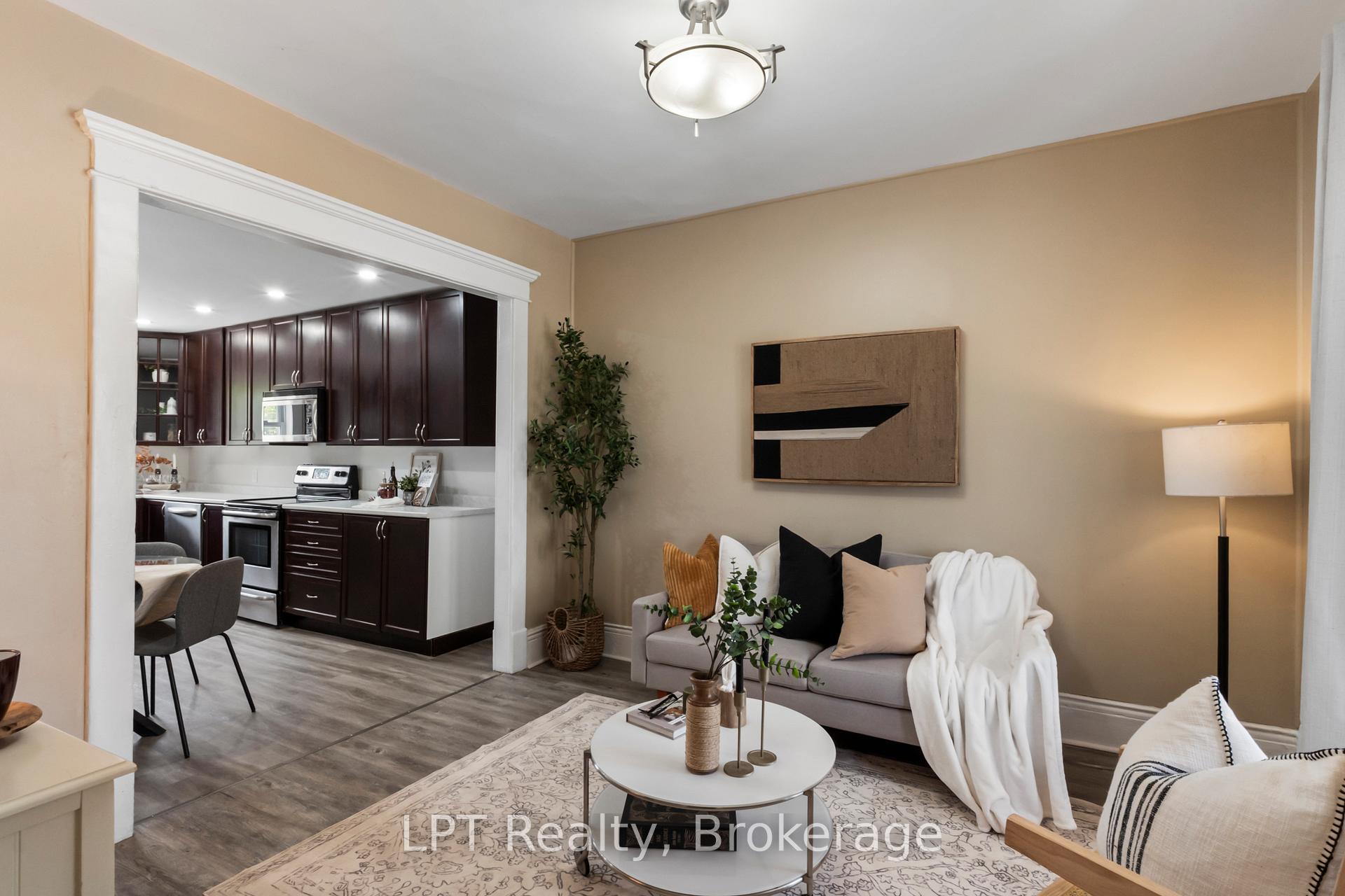 Photo 3 of 273 Bethune Street, Peterborough, Town Ward 3 — HOMEH
