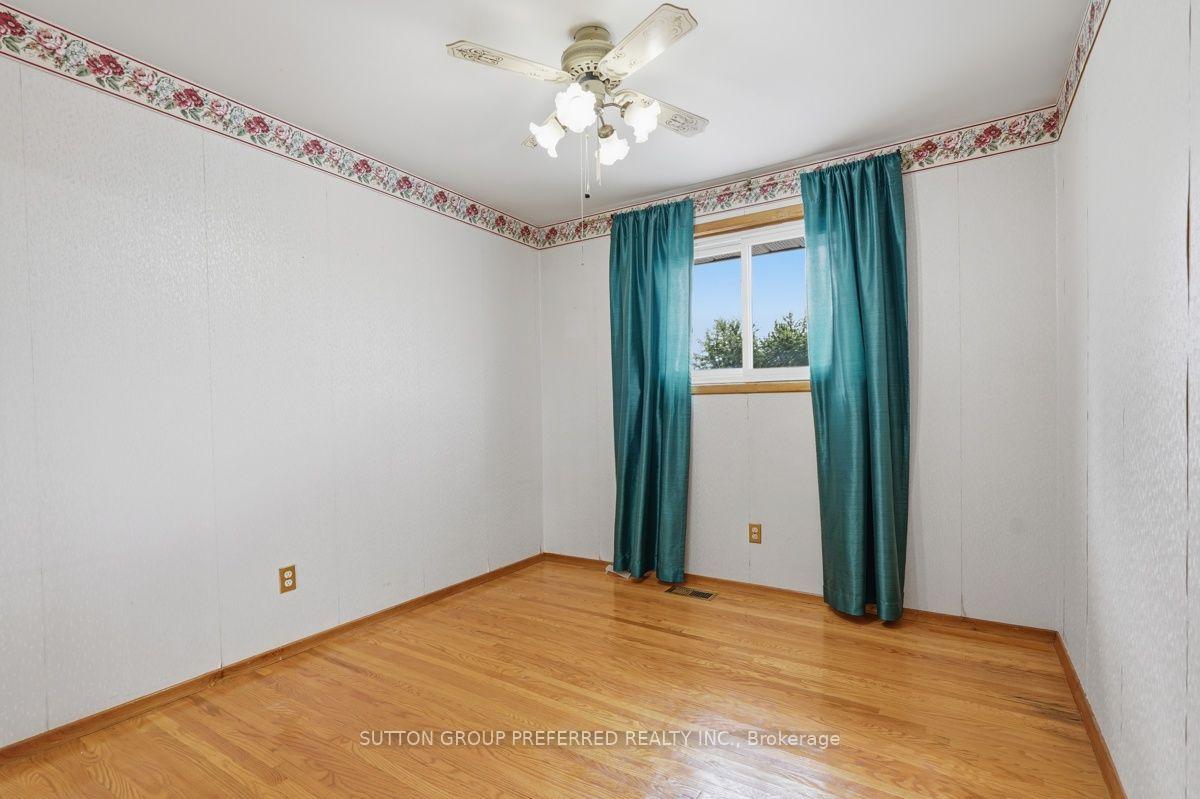 Photo 37 of 136 Mendip Crescent, London, South Y — HOMEH