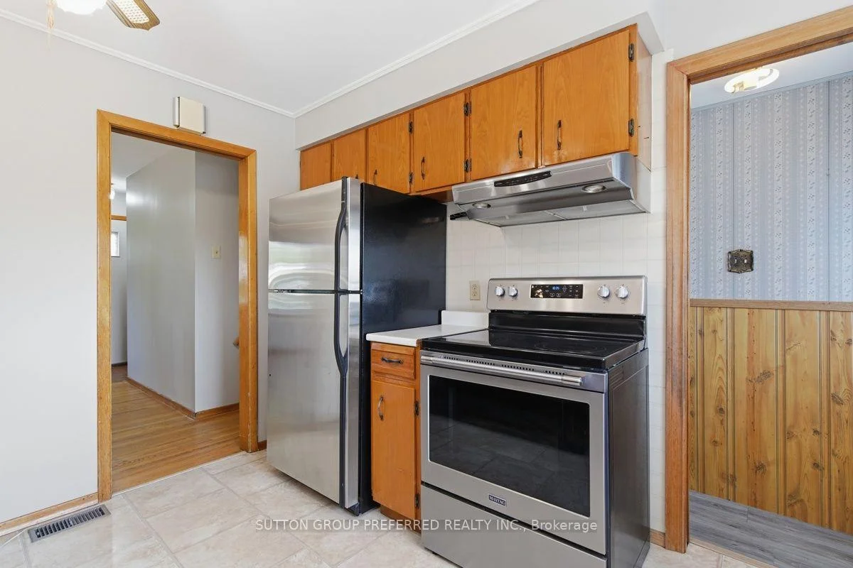 Photo 36 of 136 Mendip Crescent, London, South Y — HOMEH