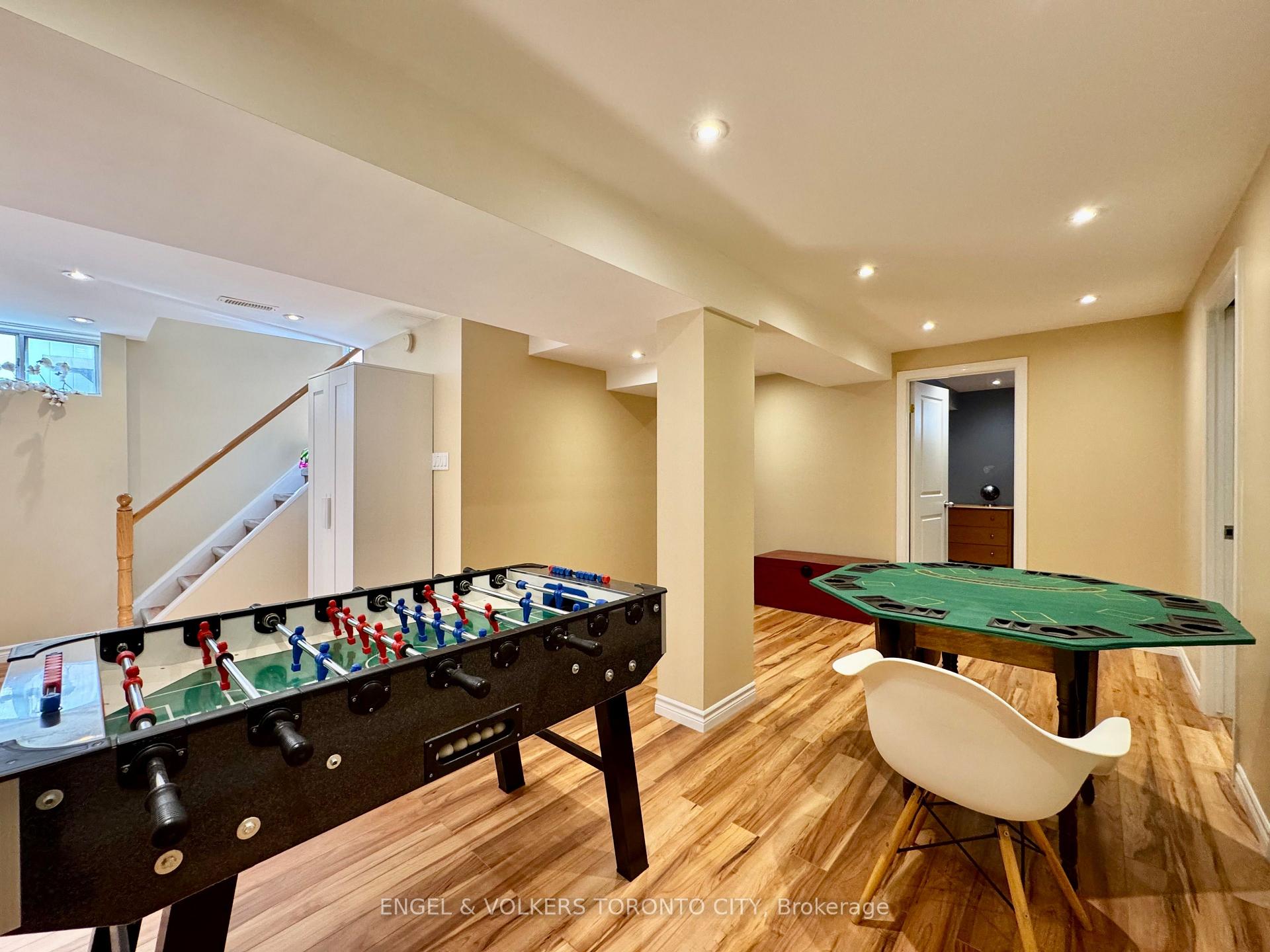 Photo 29 of 41 Paragon Road, Etobicoke, Kingsview Village-The Westway — HOMEH