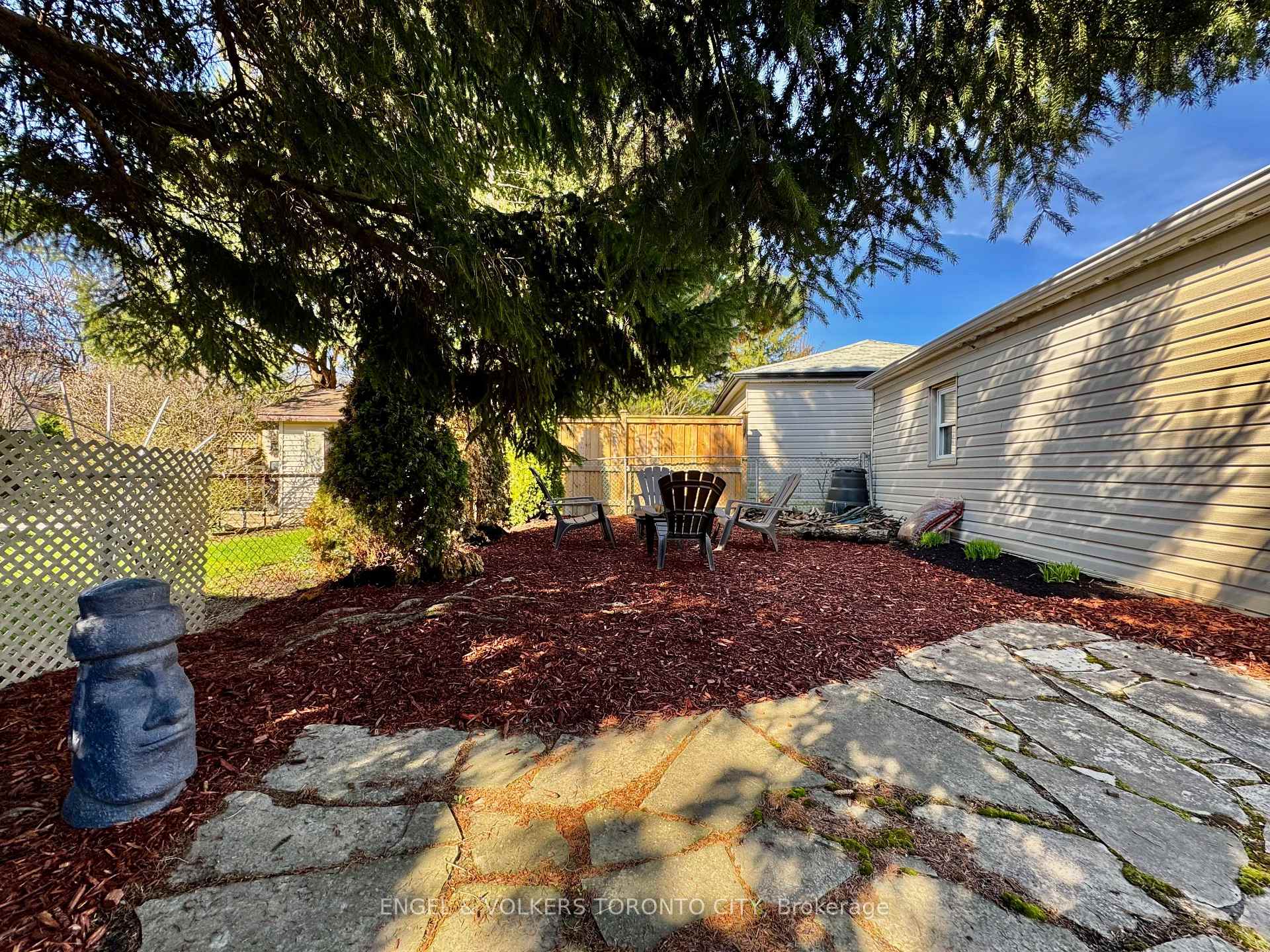 Photo 45 of 41 Paragon Road, Etobicoke, Kingsview Village-The Westway — HOMEH
