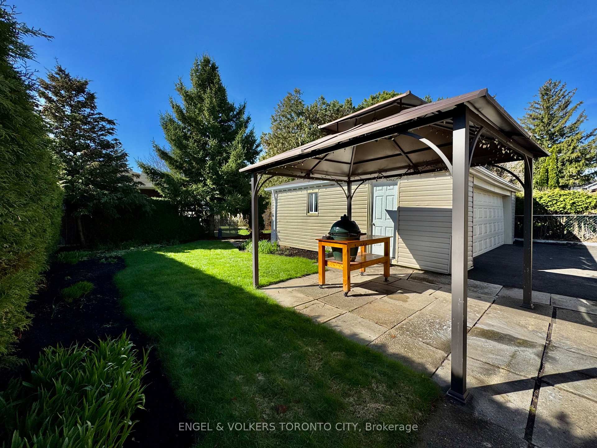 Photo 47 of 41 Paragon Road, Etobicoke, Kingsview Village-The Westway — HOMEH