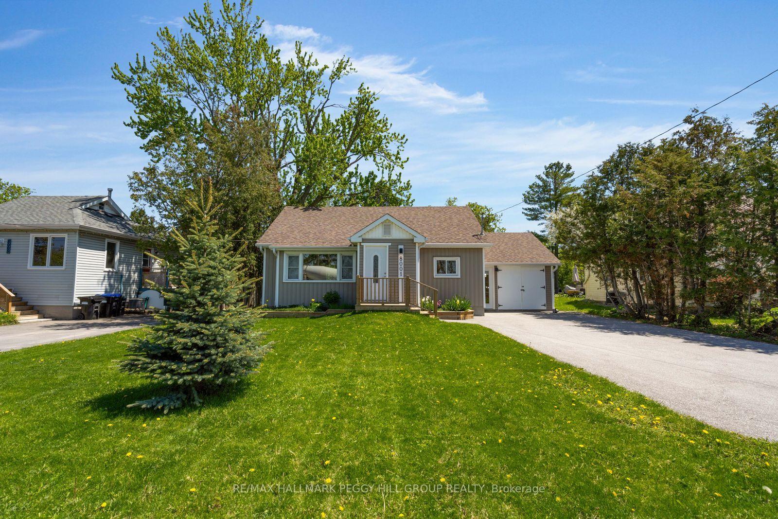Photo 1 of 8001 Yonge Street, Innisfil, Stroud — HOMEH