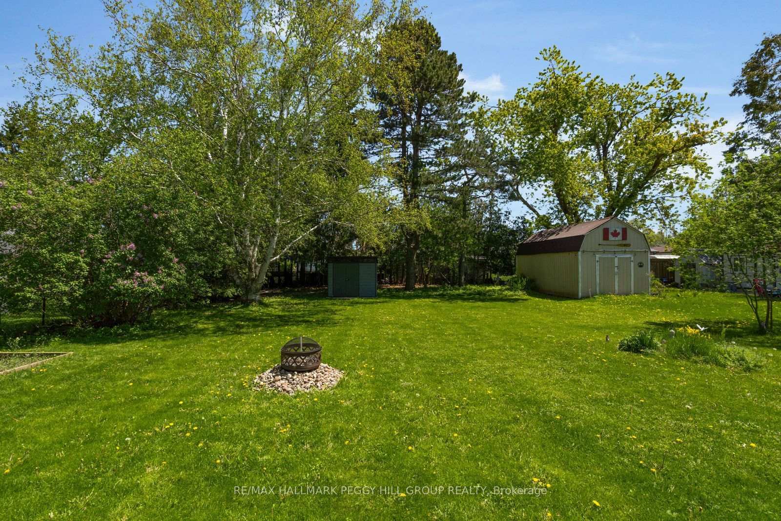 Photo 15 of 8001 Yonge Street, Innisfil, Stroud — HOMEH