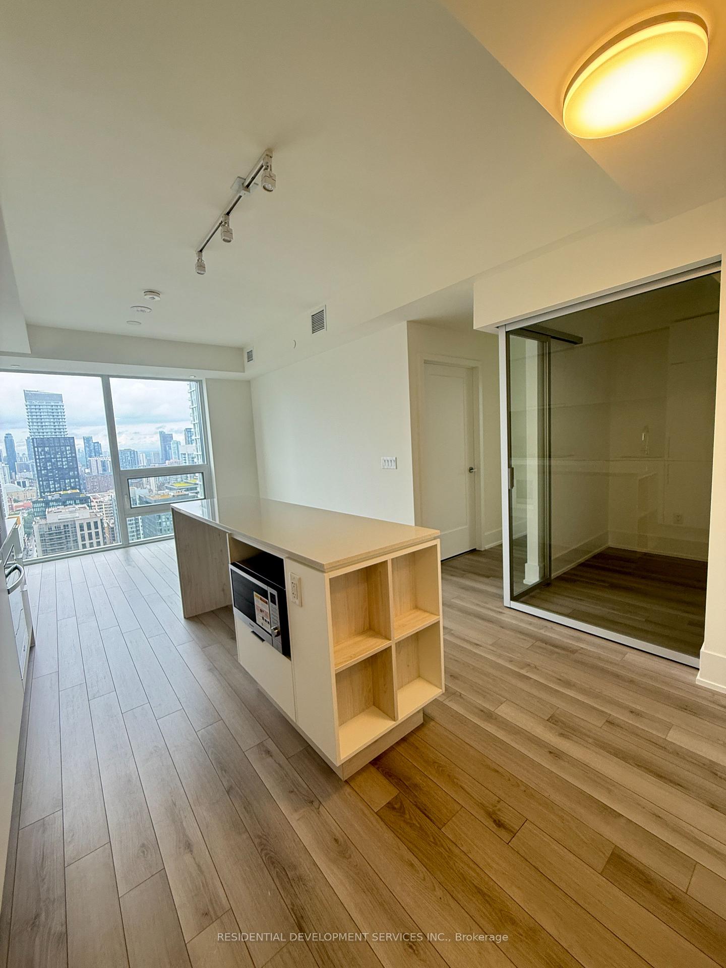 Photo 4 of Unit 4304, 89 Church Street, Toronto, Church-Yonge Corridor — HOMEH