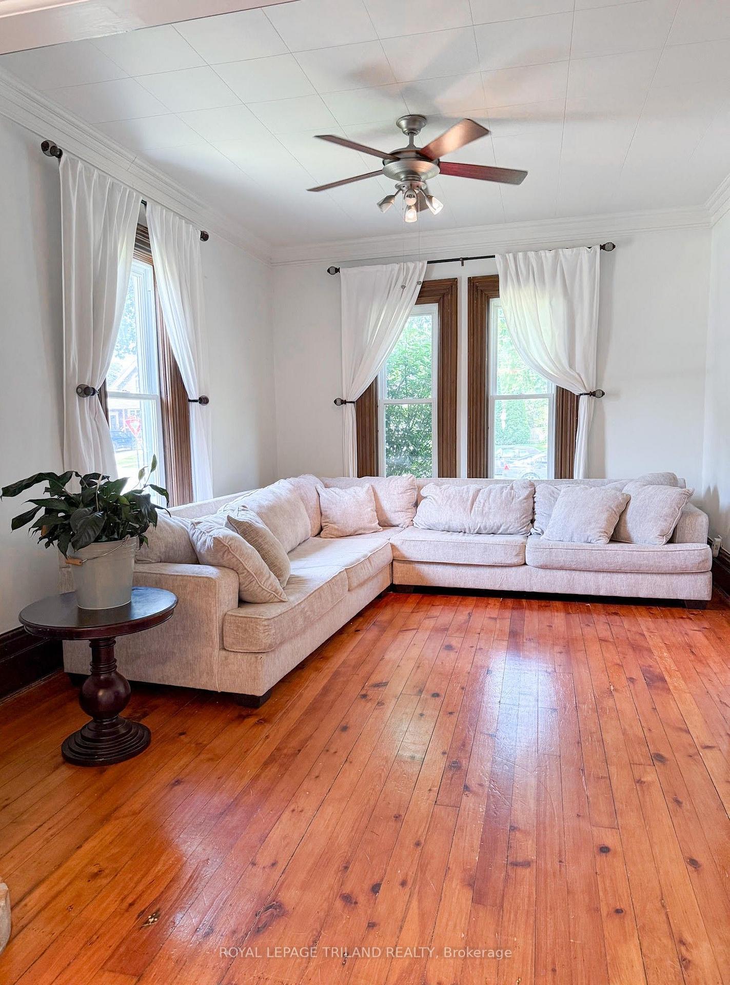 Photo 20 of 12 East Avenue, St. Thomas — HOMEH