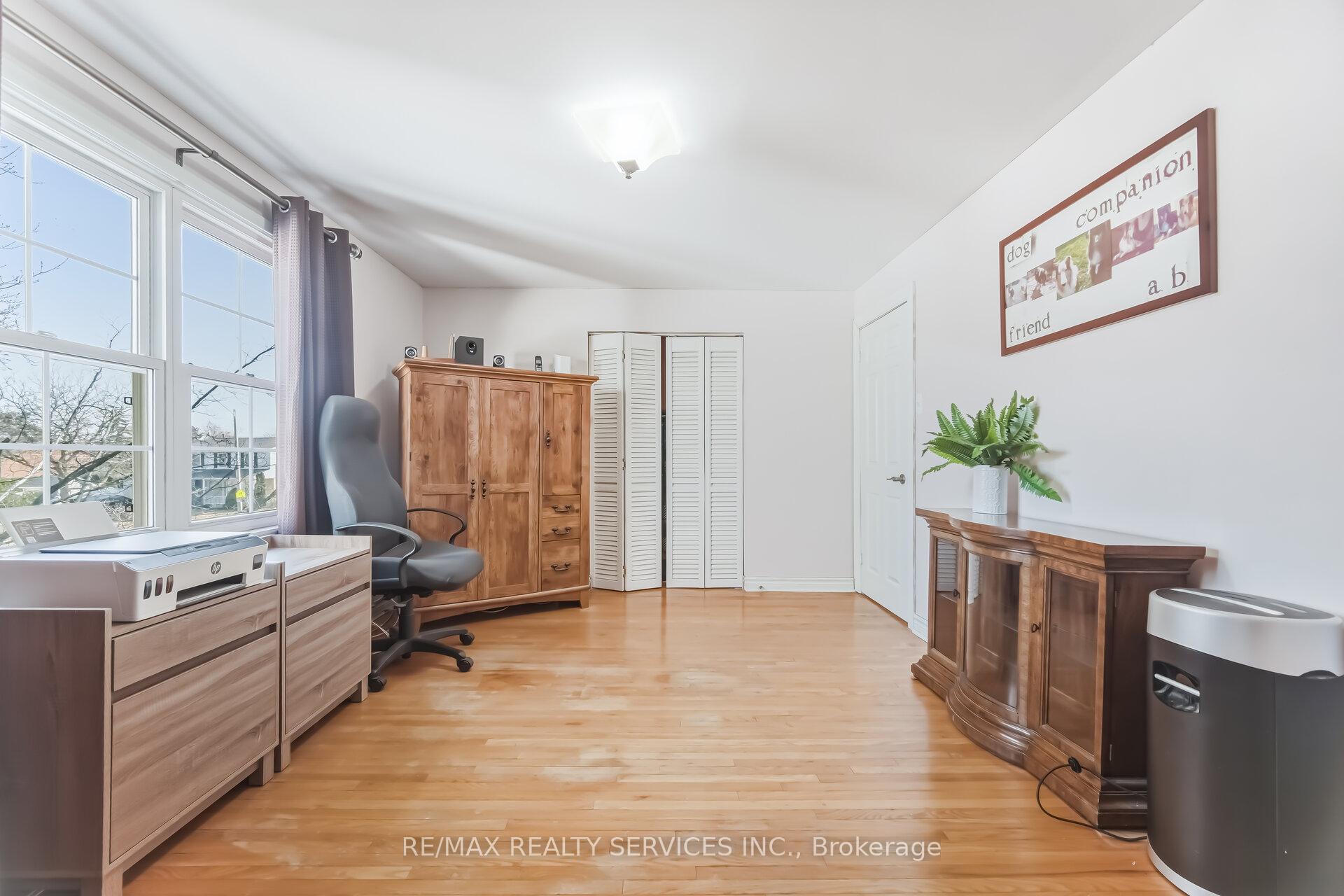 Photo 8 of 15 Braemar Drive, Brampton, Avondale — HOMEH